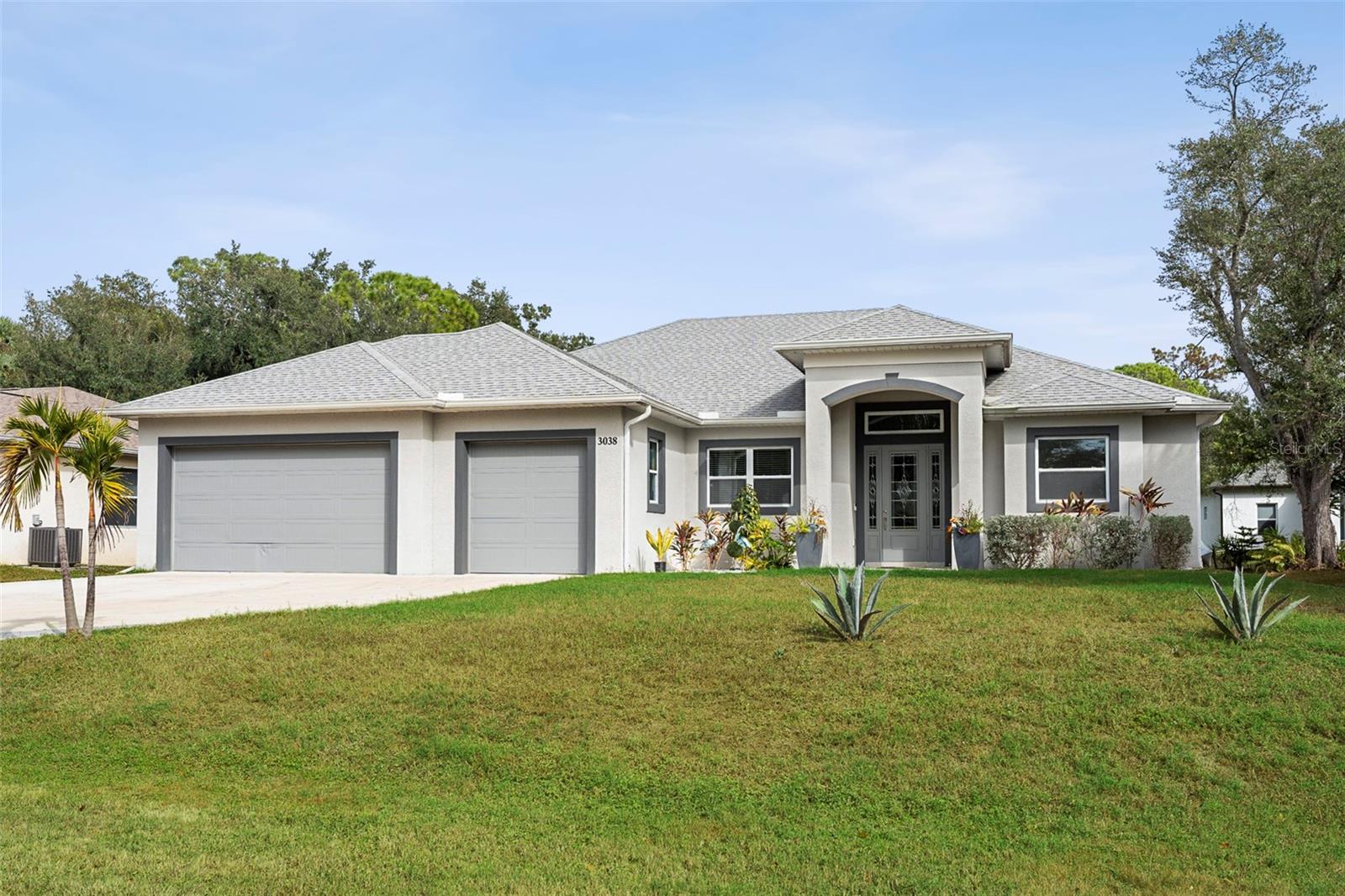Single Family Residence in NORTH PORT, FL - Daniel Dourado