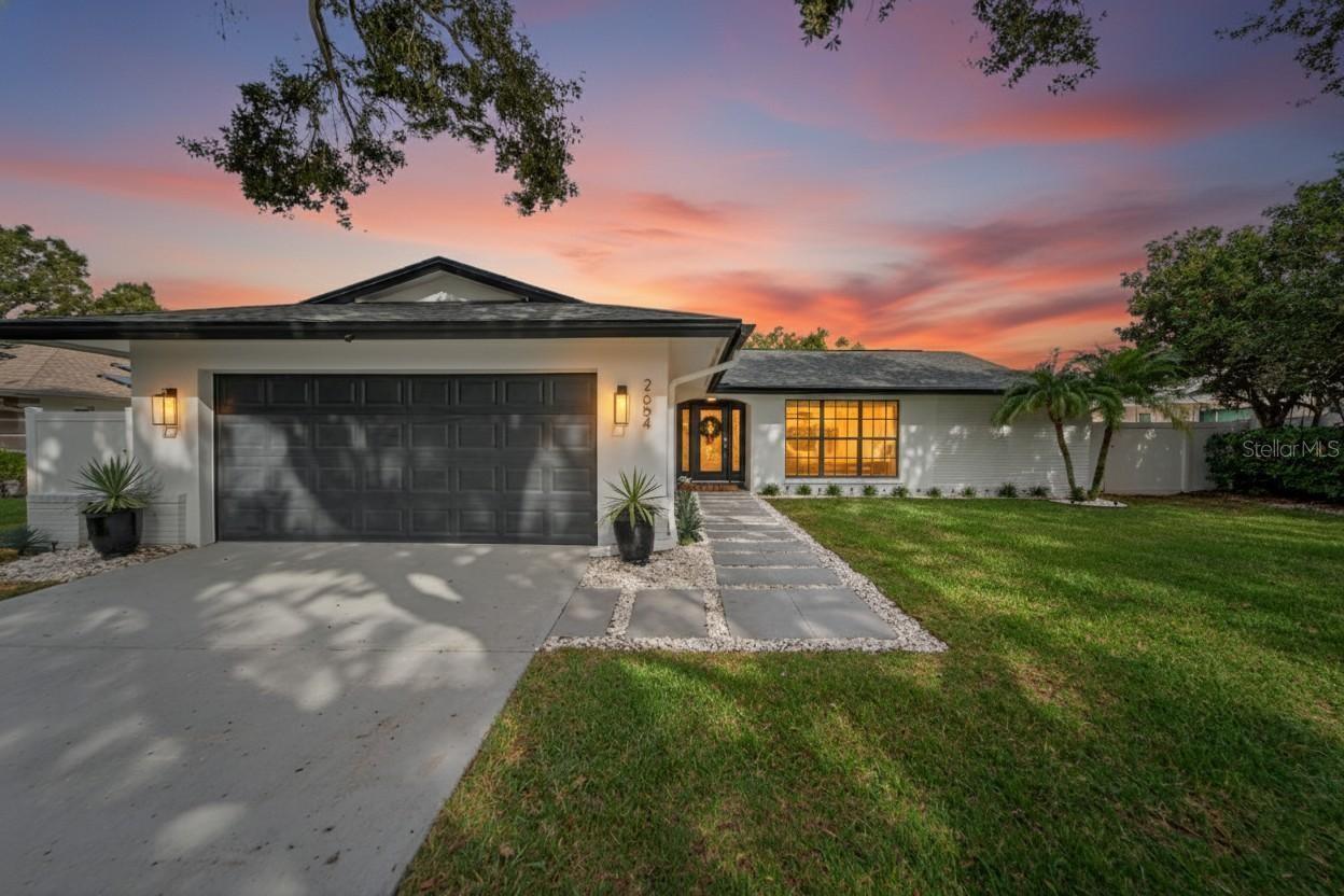 Single Family Residence in CLEARWATER, FL - Daniel Dourado