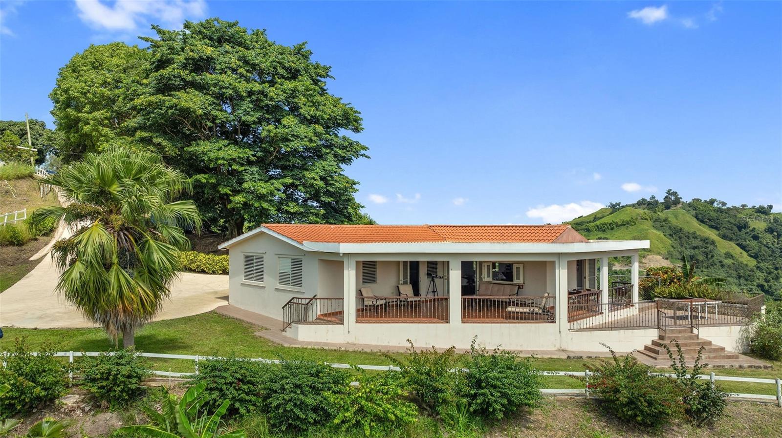 Mixed Use em LARES, PR - Daniel Dourado