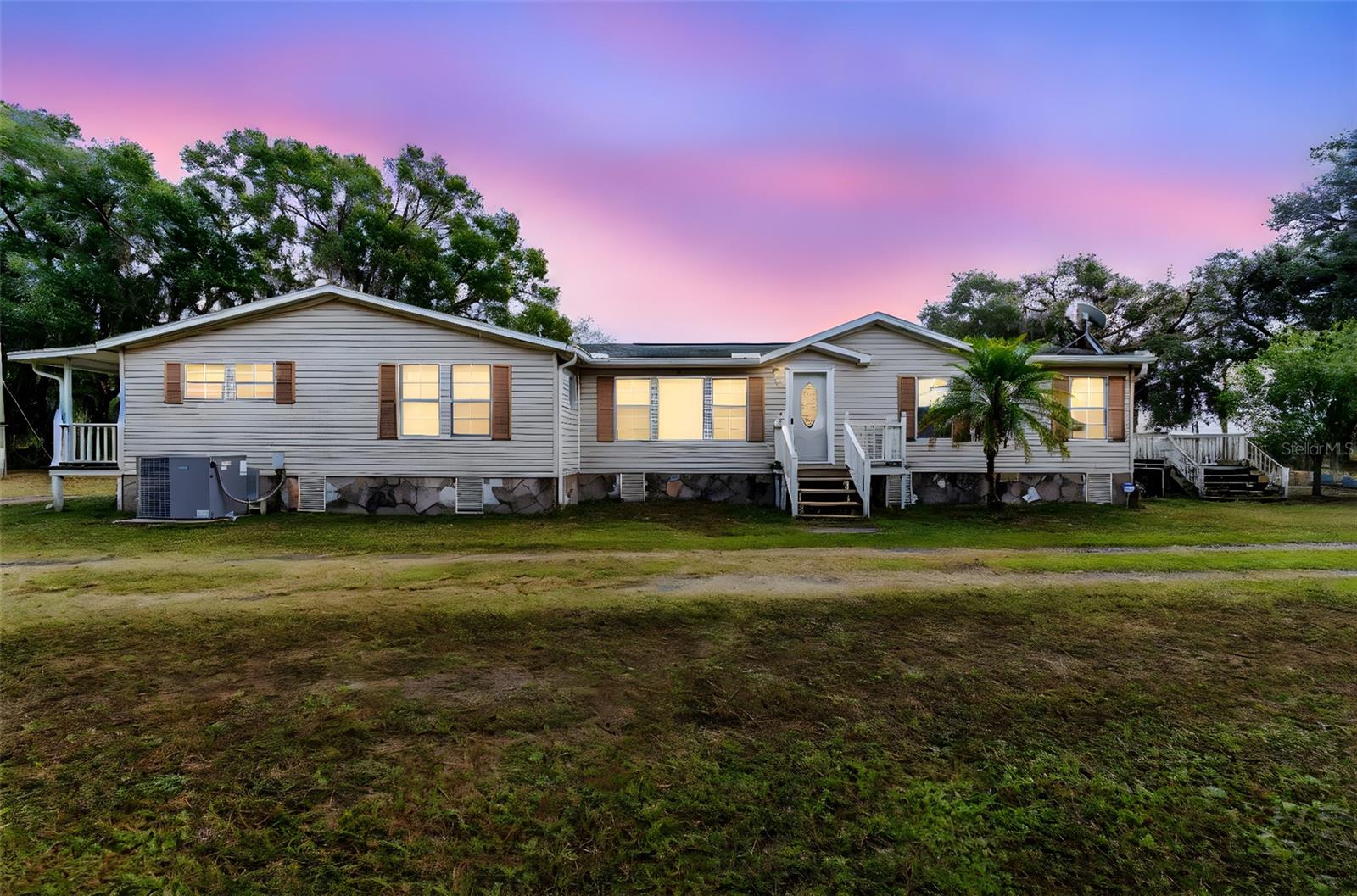 Manufactured Home em ZEPHYRHILLS, FL - Daniel Dourado