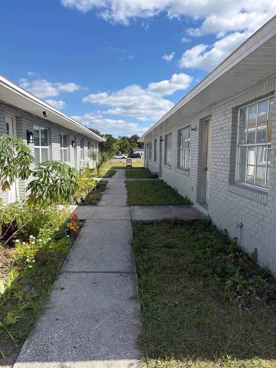 Triplex em WINTER HAVEN, FL - Daniel Dourado