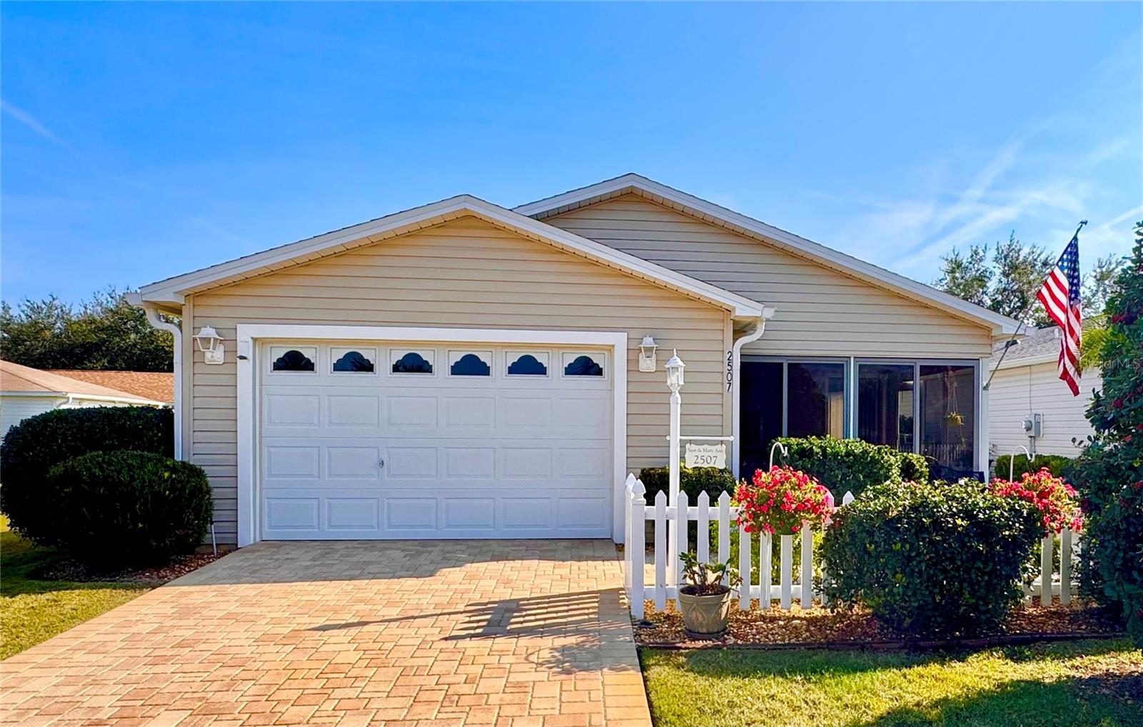 Single Family Residence em THE VILLAGES, FL - Daniel Dourado