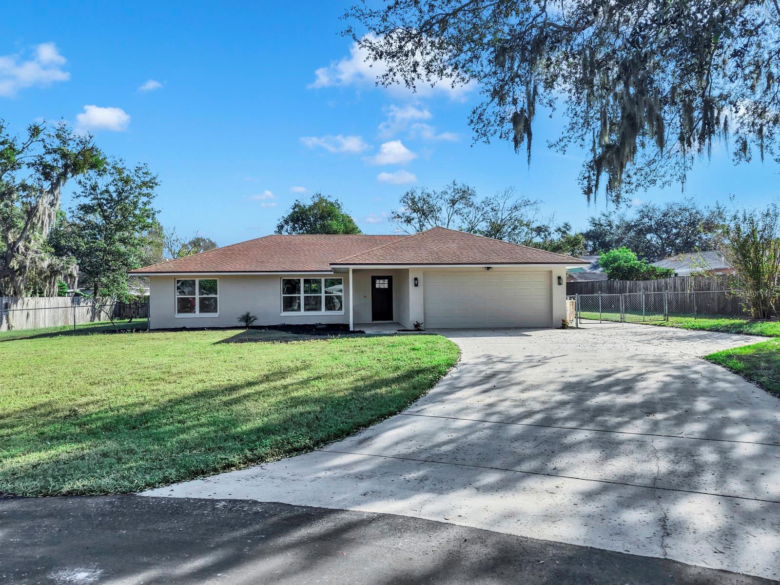 Single Family Residence em LAKELAND, FL - Daniel Dourado