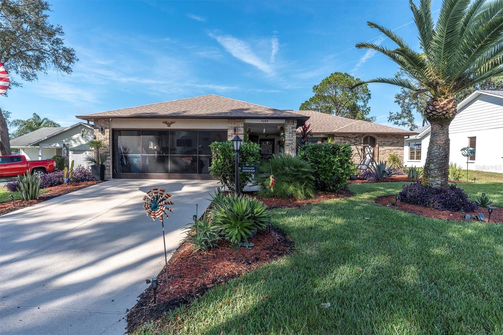 Single Family Residence em SPRING HILL, FL - Daniel Dourado