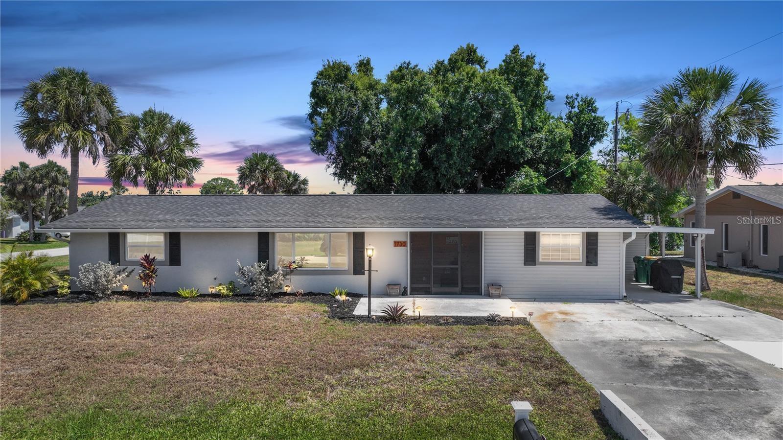 Single Family Residence em ENGLEWOOD, FL - Daniel Dourado