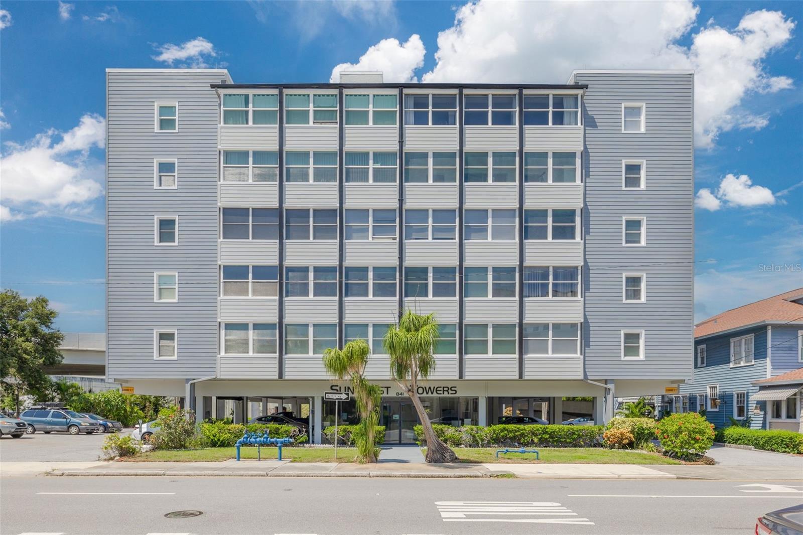 Condominium em ST PETERSBURG, FL - Daniel Dourado
