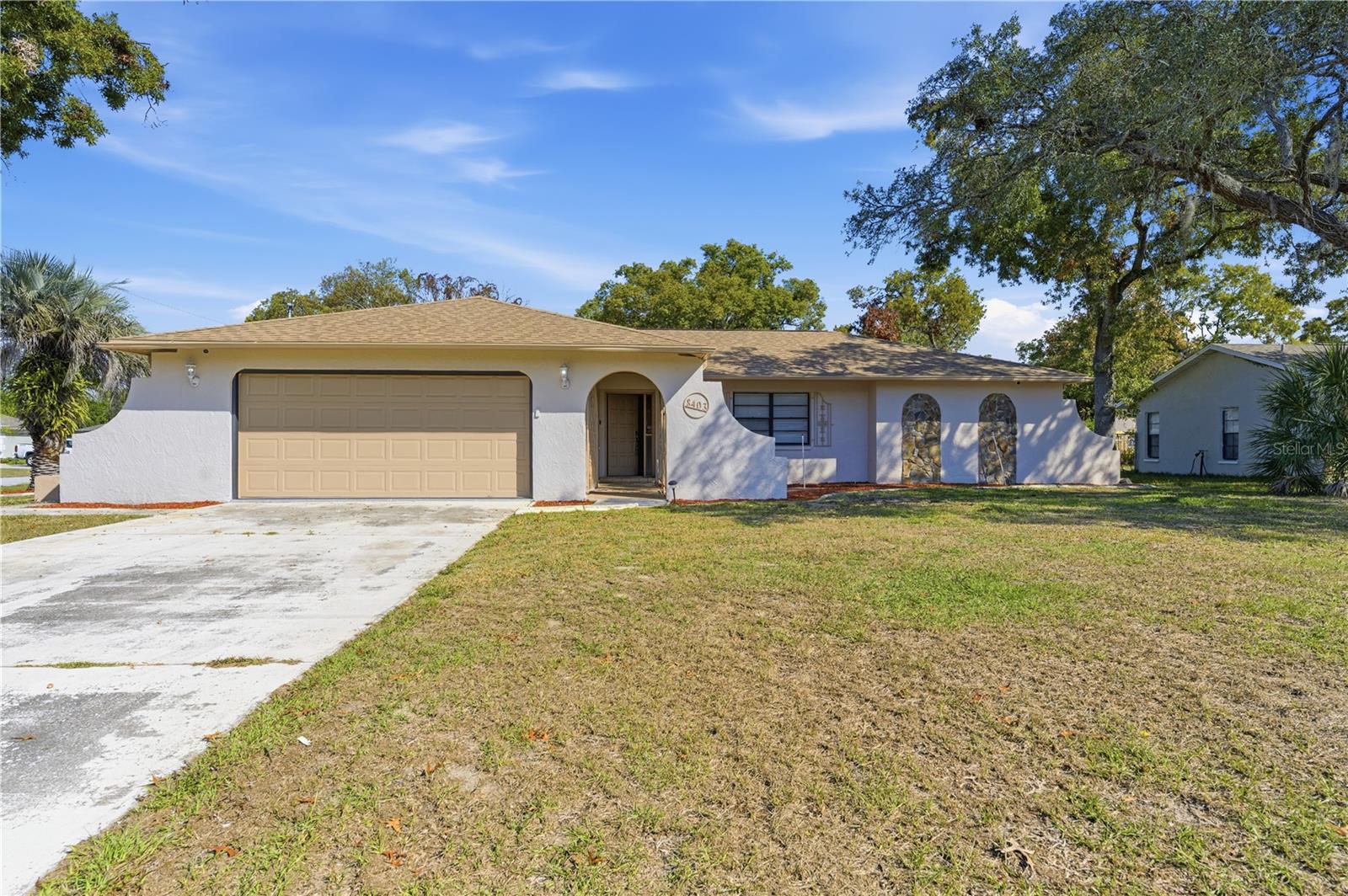 Single Family Residence em SPRING HILL, FL - Daniel Dourado