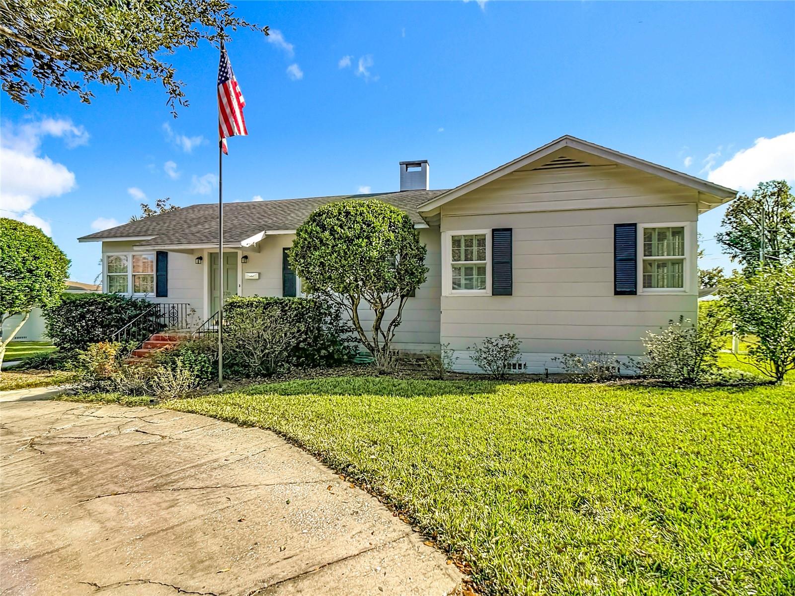 Single Family Residence em LAKELAND, FL - Daniel Dourado