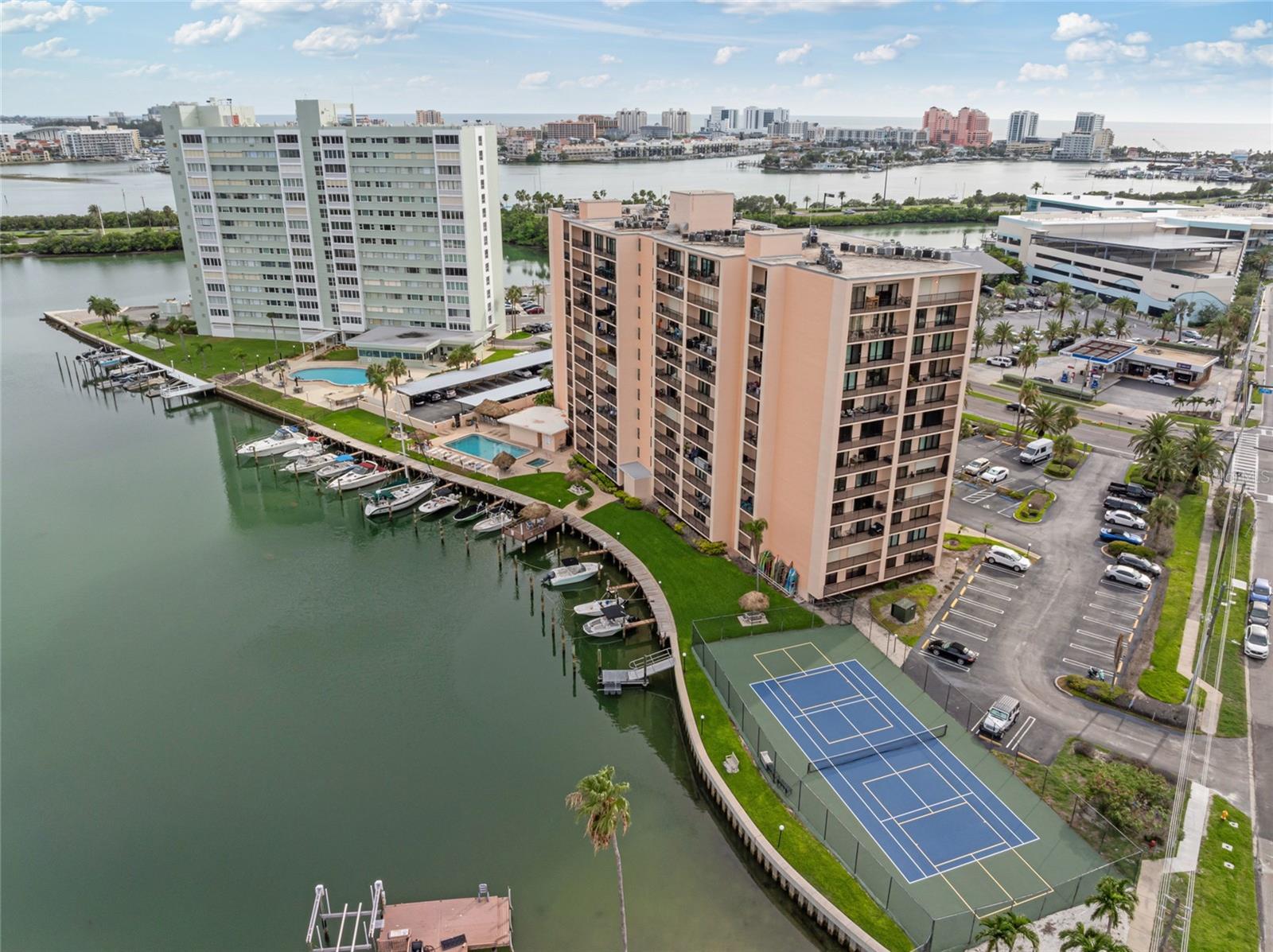 Condominium in CLEARWATER BEACH, FL - Daniel Dourado