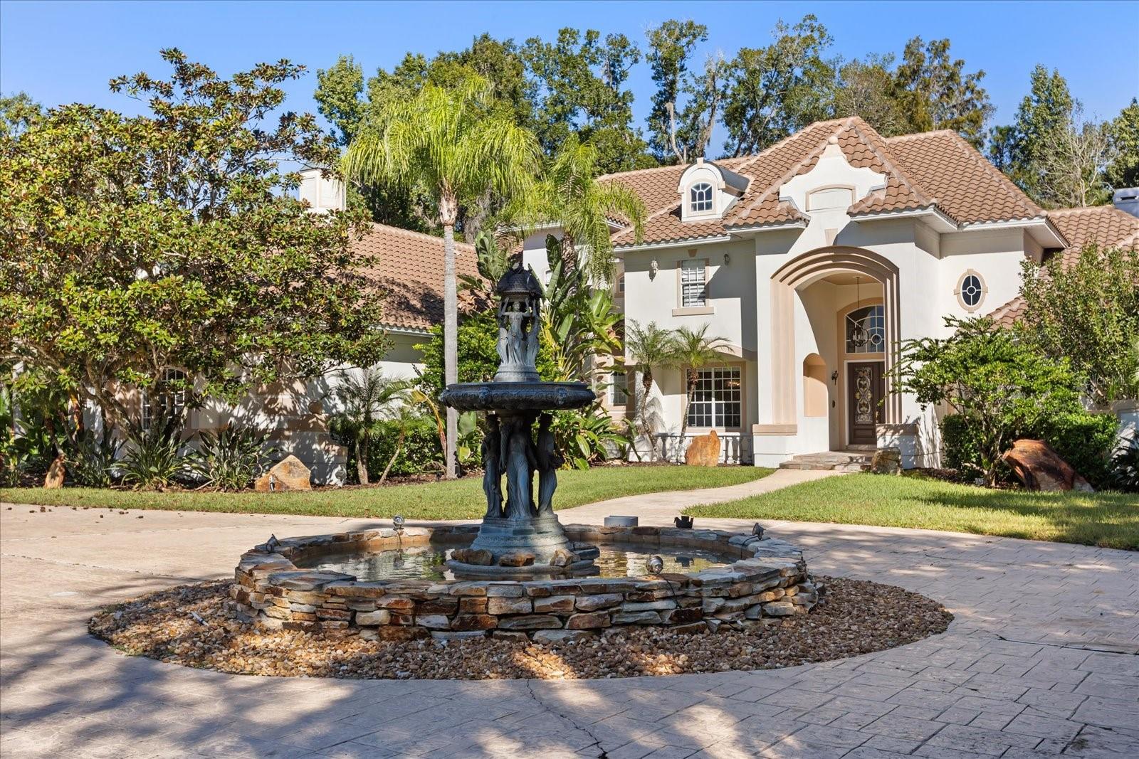 Single Family Residence in LAKE MARY, FL - Daniel Dourado