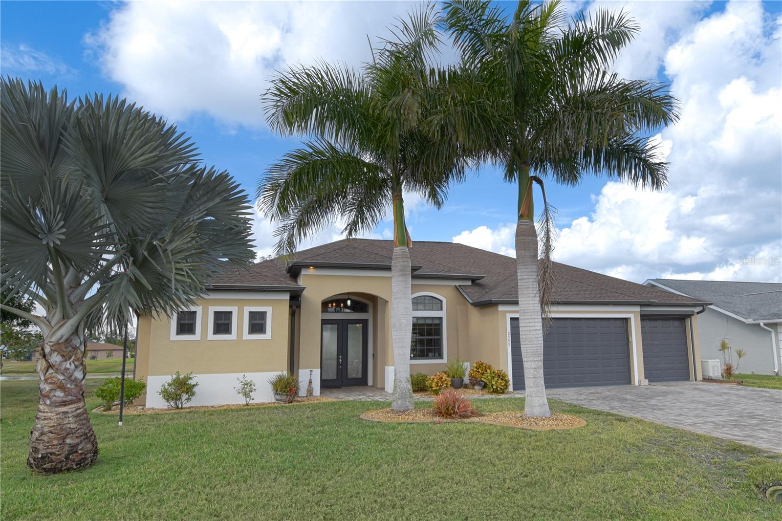 Single Family Residence em PUNTA GORDA, FL - Daniel Dourado