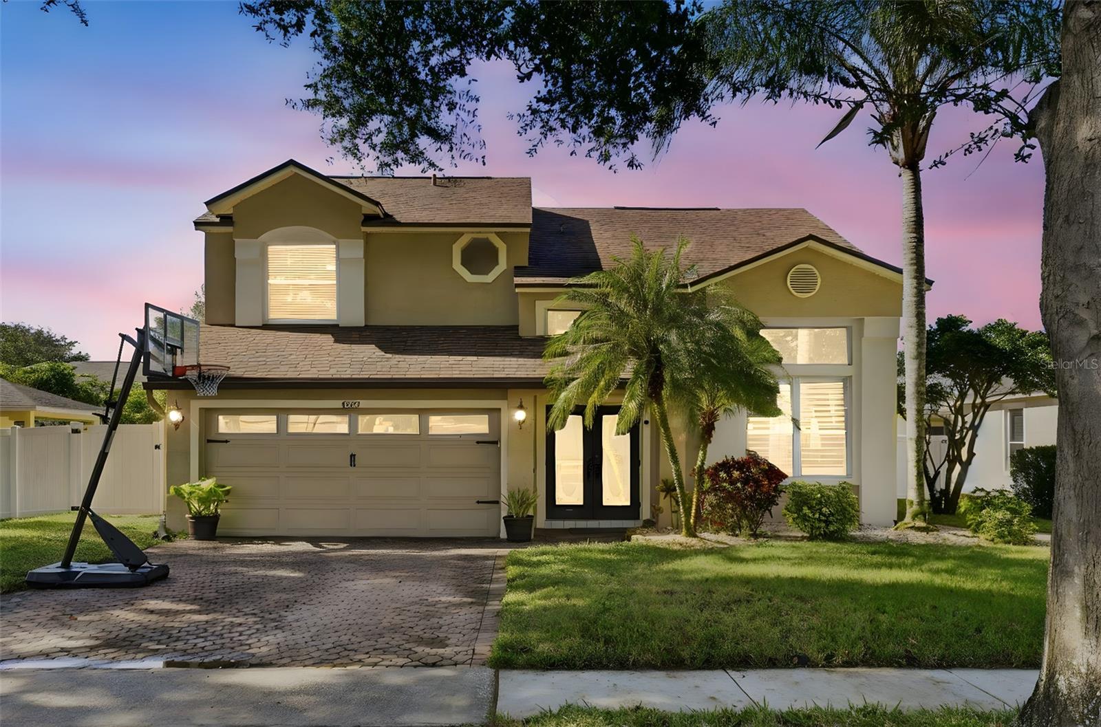 Single Family Residence in ORLANDO, FL - Daniel Dourado