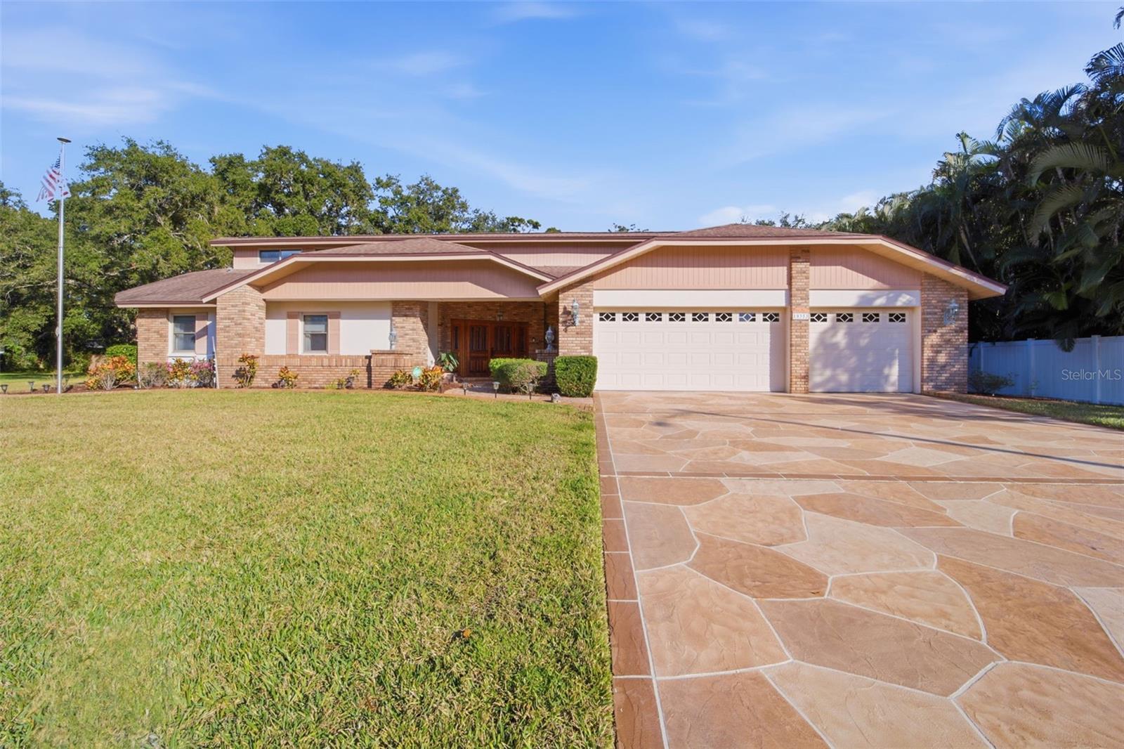 Single Family Residence em LARGO, FL - Daniel Dourado