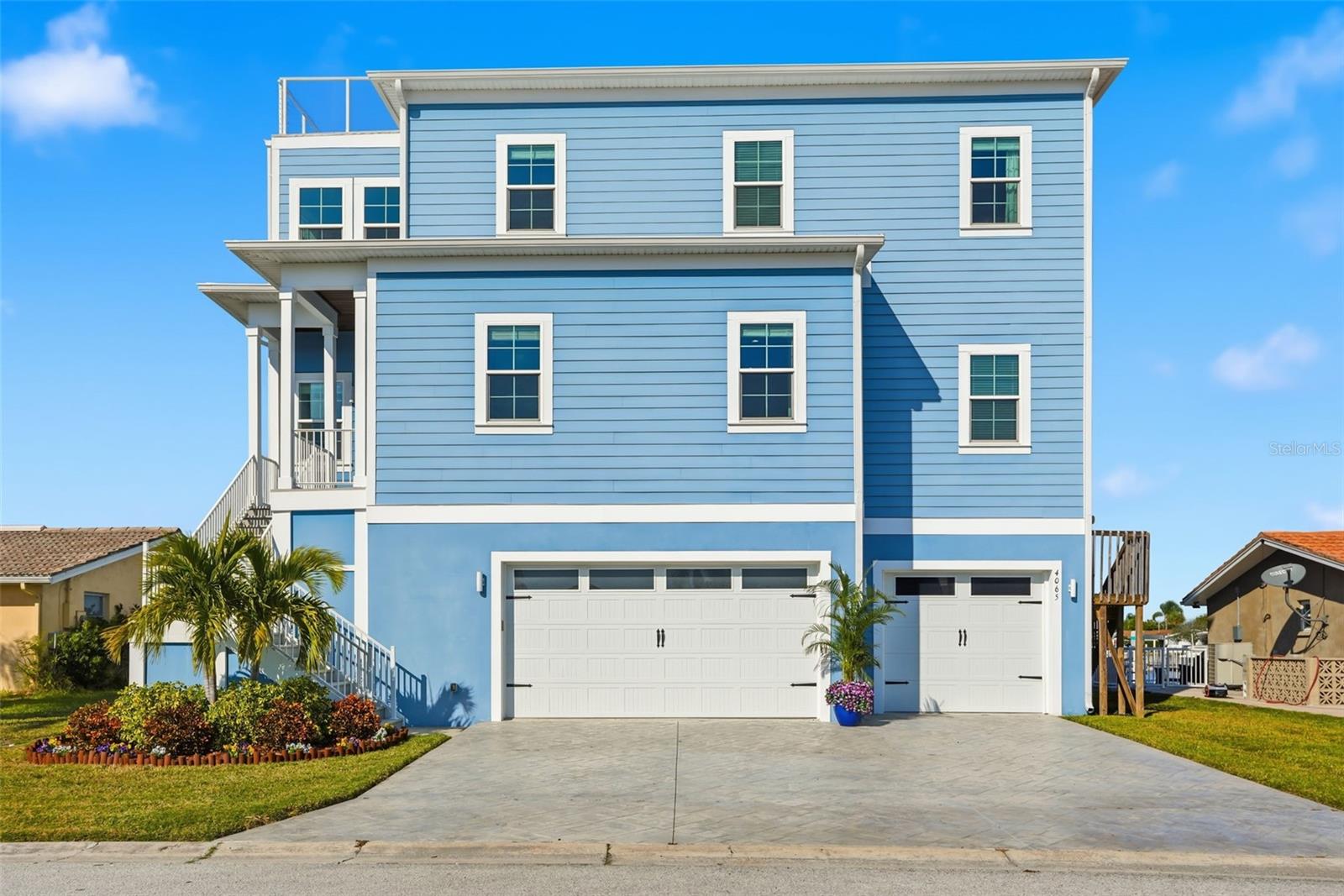 Single Family Residence em NEW PORT RICHEY, FL - Daniel Dourado