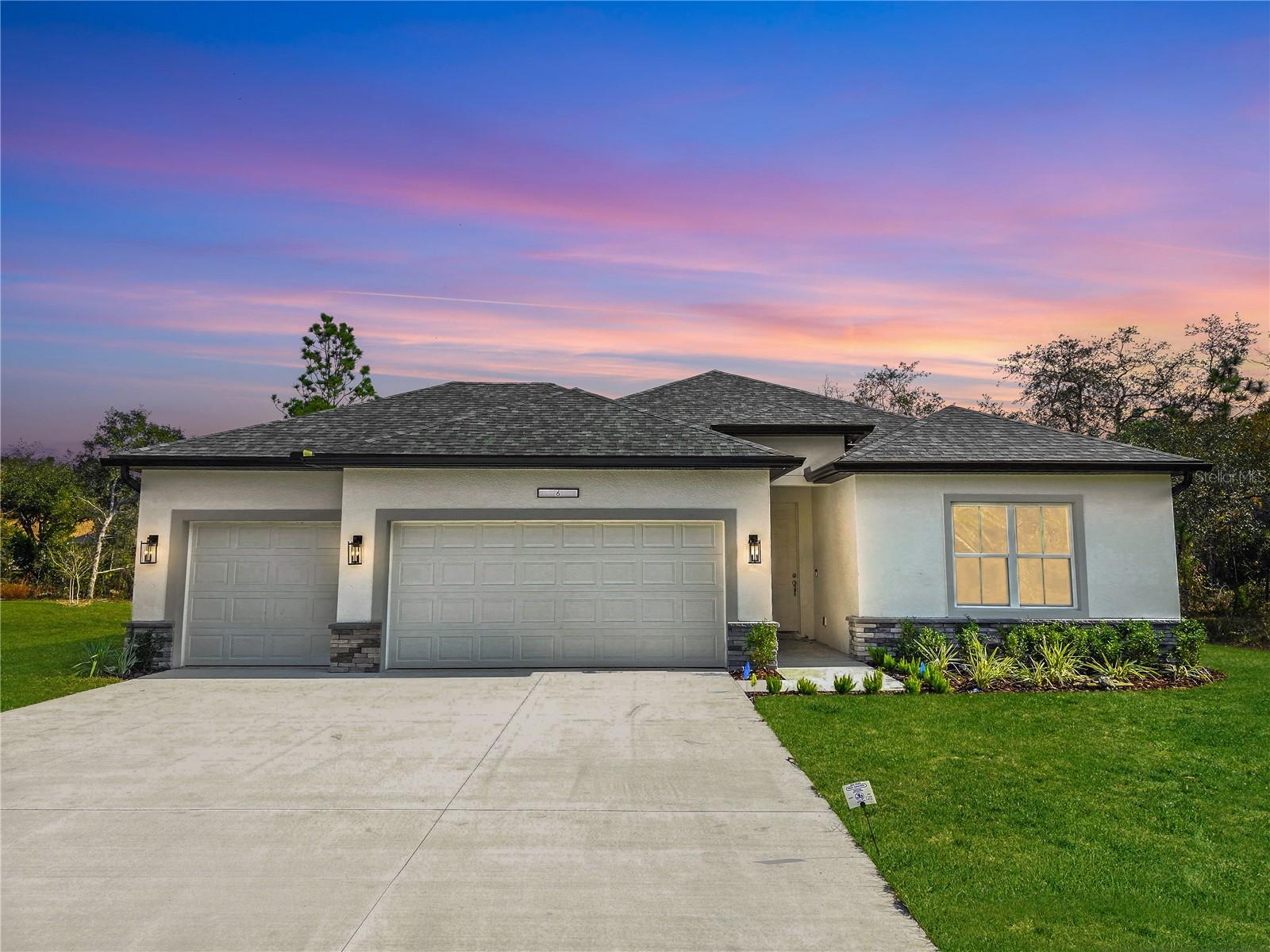 Single Family Residence em HOMOSASSA, FL - Daniel Dourado