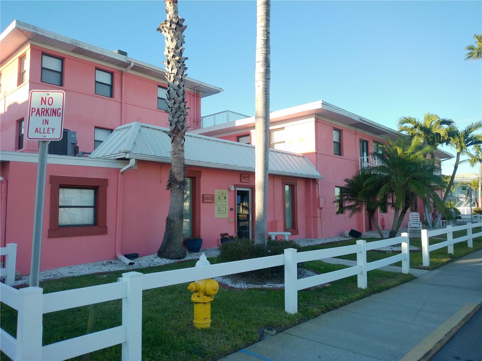 Condominium em ST PETE BEACH, FL - Daniel Dourado