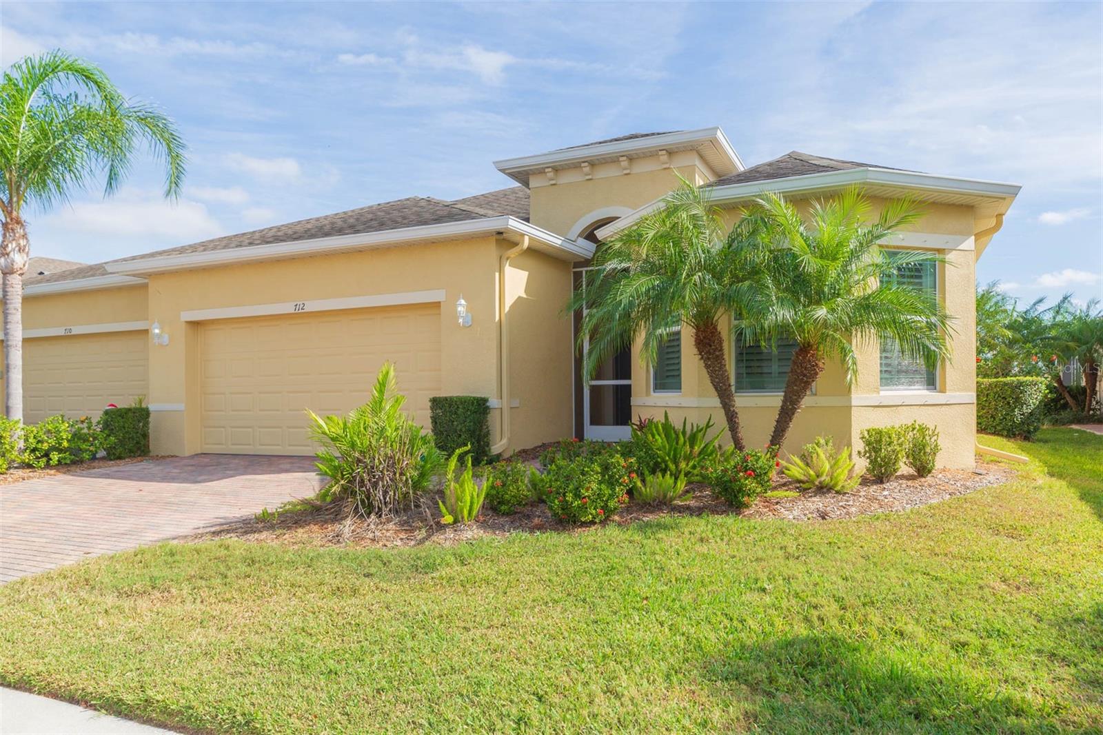 Single Family Residence em SUN CITY CENTER, FL - Daniel Dourado