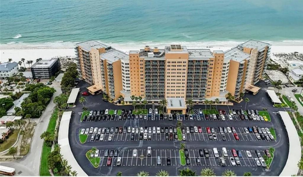 Condominium in CLEARWATER BEACH, FL - Daniel Dourado