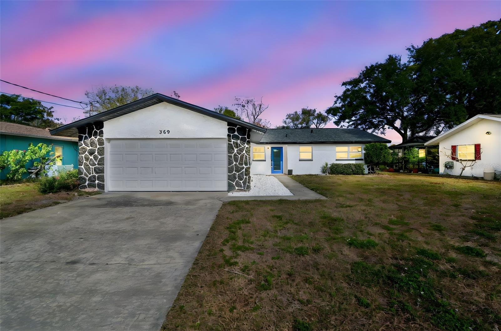 Single Family Residence in PALM HARBOR, FL - Daniel Dourado