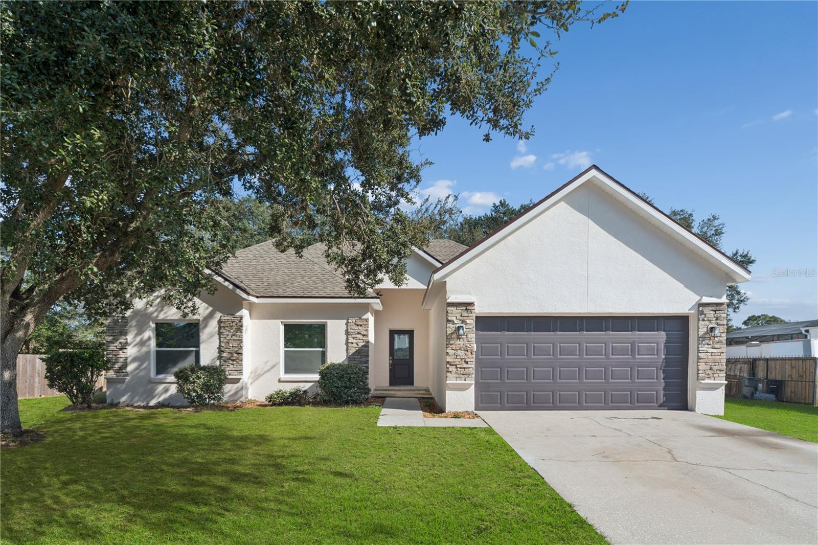 Single Family Residence em LAKELAND, FL - Daniel Dourado