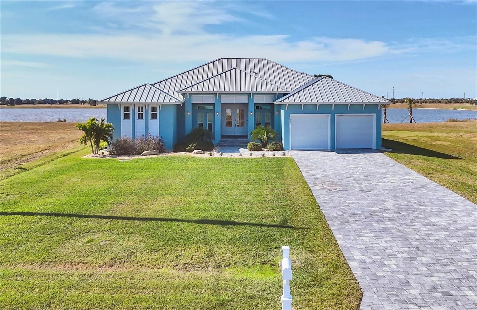 Single Family Residence in PLACIDA, FL - Daniel Dourado