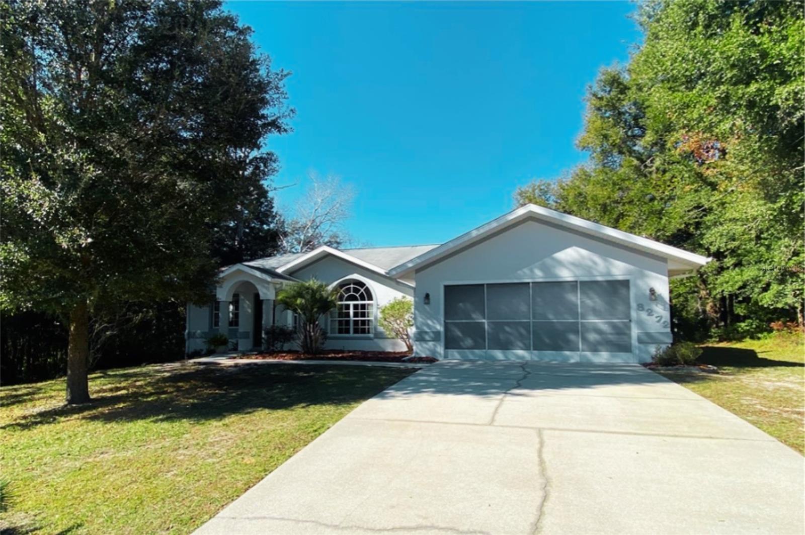 Single Family Residence in CITRUS SPRINGS, FL - Daniel Dourado
