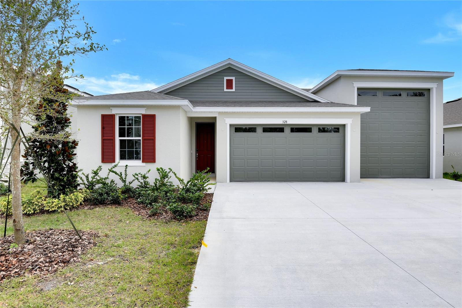 Single Family Residence em DELAND, FL - Daniel Dourado
