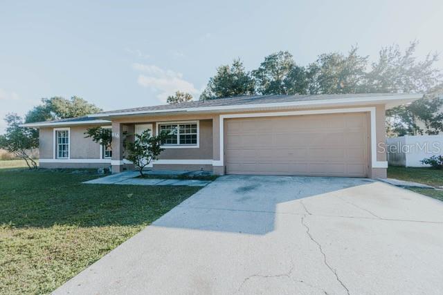 Single Family Residence em KISSIMMEE, FL - Daniel Dourado