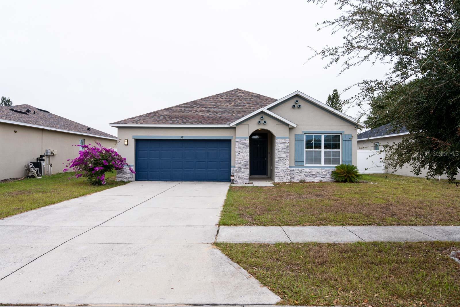 Single Family Residence em HAINES CITY, FL - Daniel Dourado