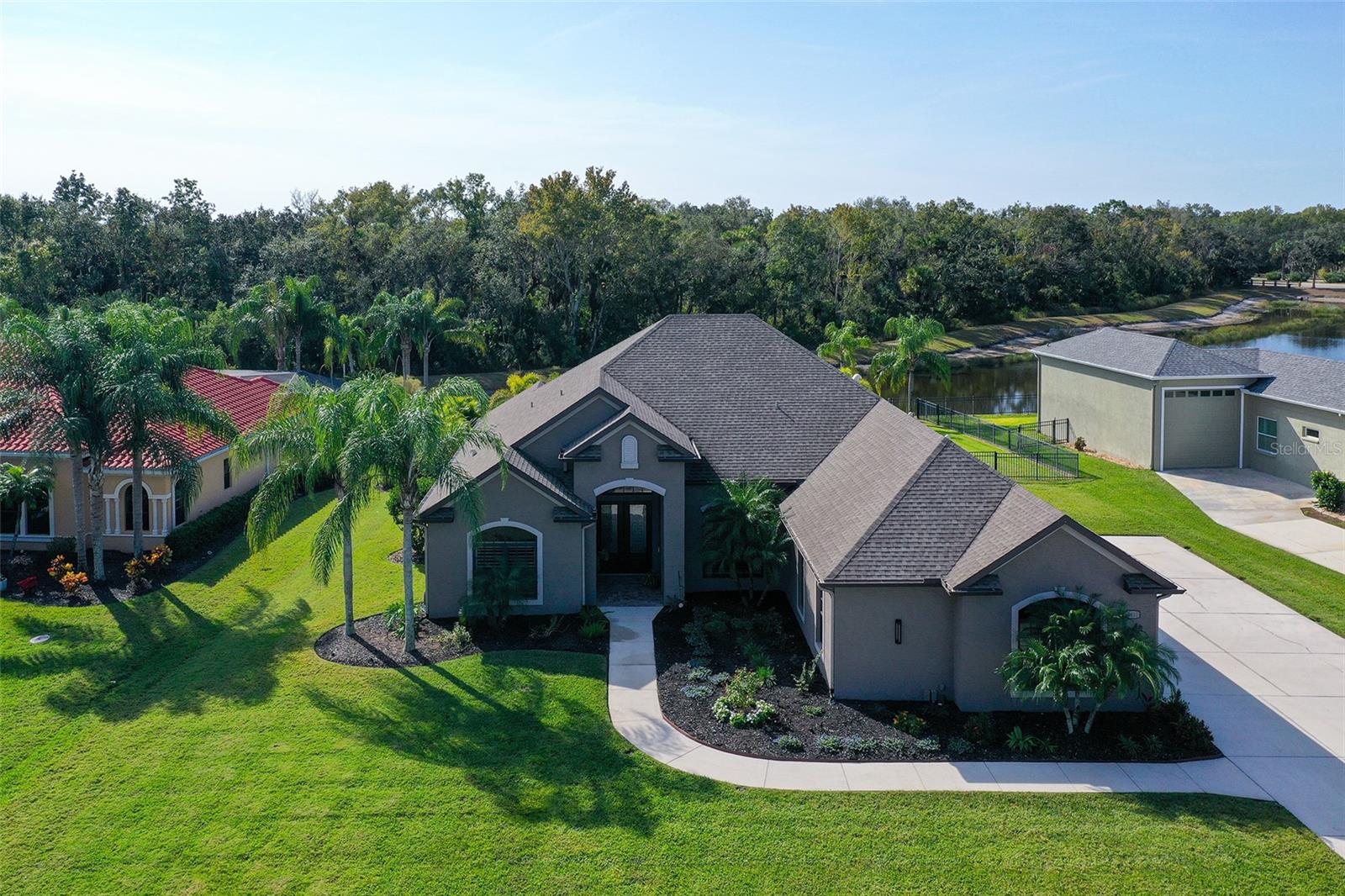 Single Family Residence in PARRISH, FL - Daniel Dourado