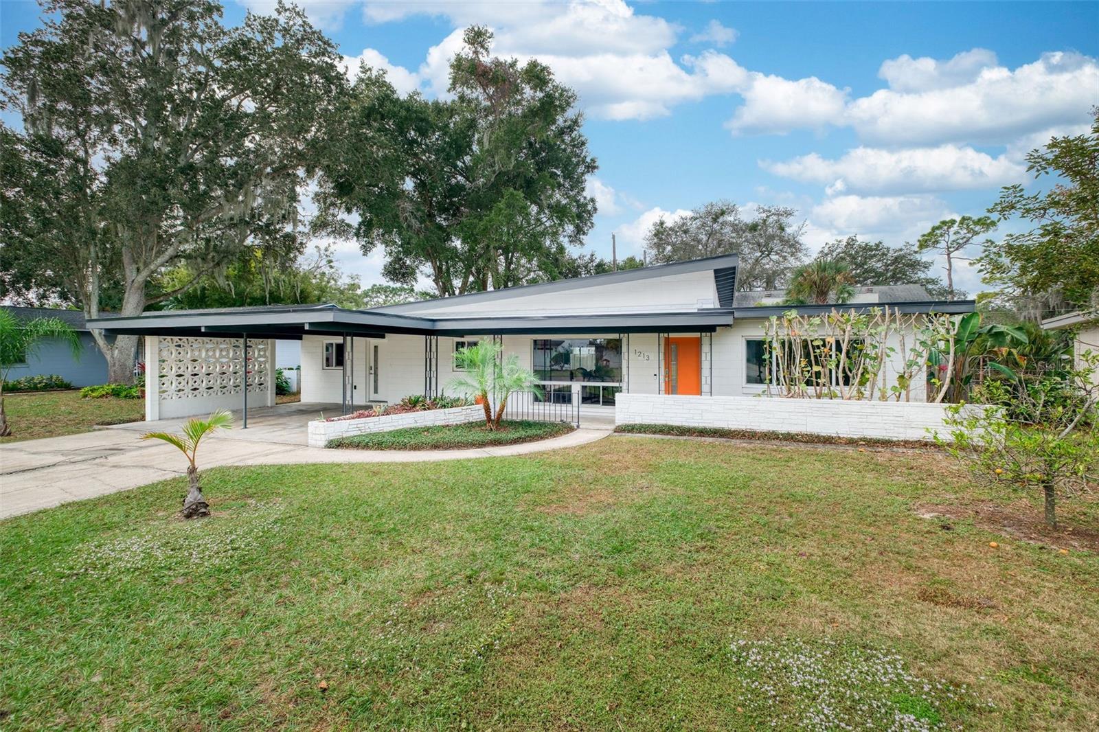 Single Family Residence em WINTER PARK, FL - Daniel Dourado