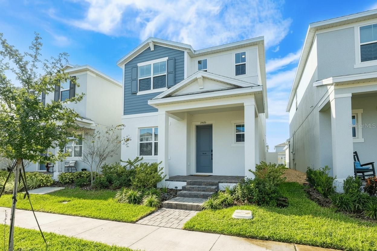 Single Family Residence in WINTER GARDEN, FL - Daniel Dourado