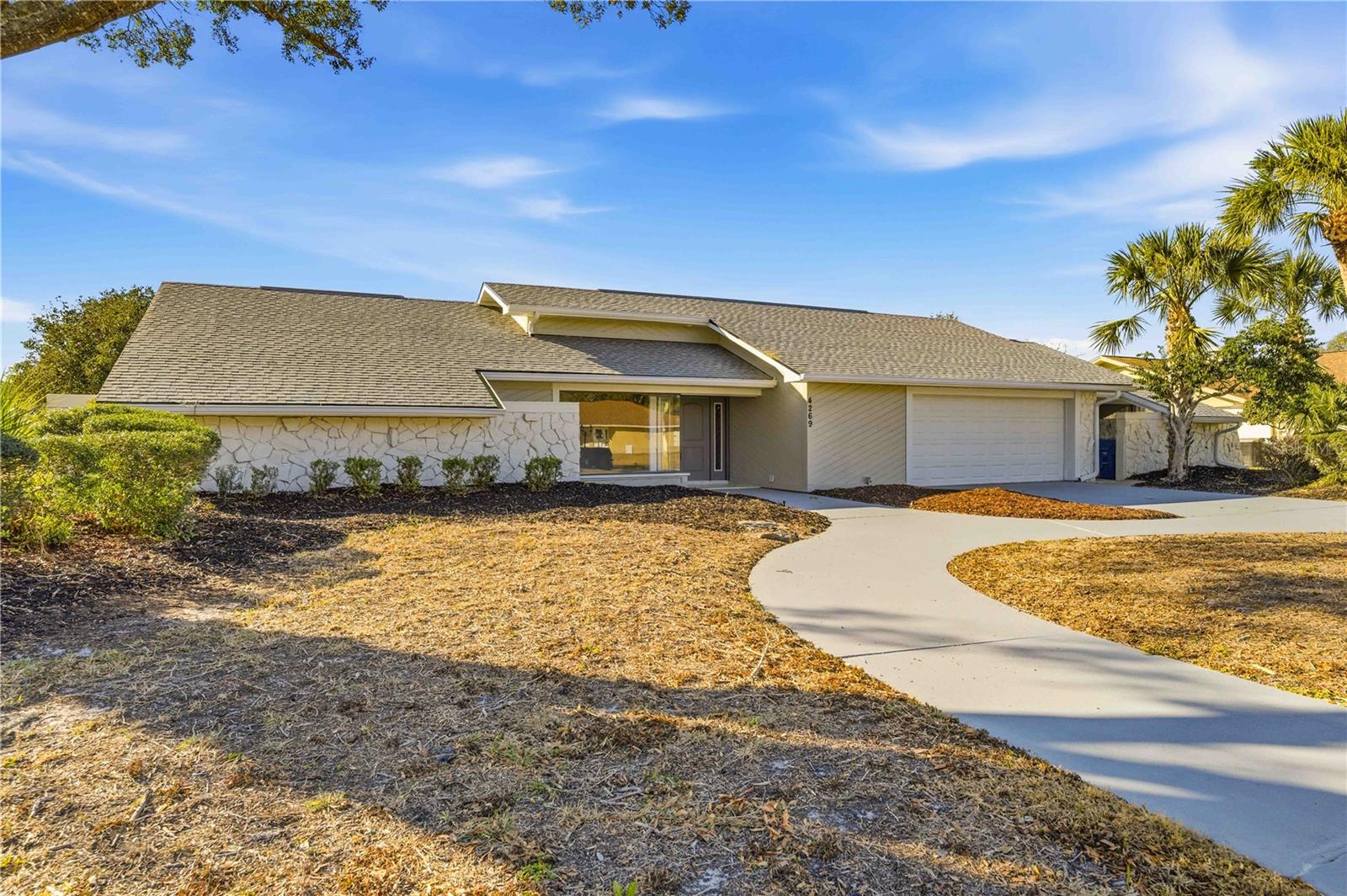 Single Family Residence em SPRING HILL, FL - Daniel Dourado