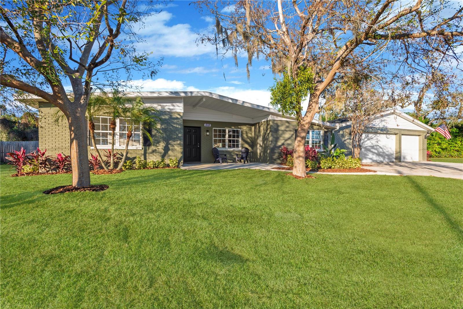 Single Family Residence em BRANDON, FL - Daniel Dourado