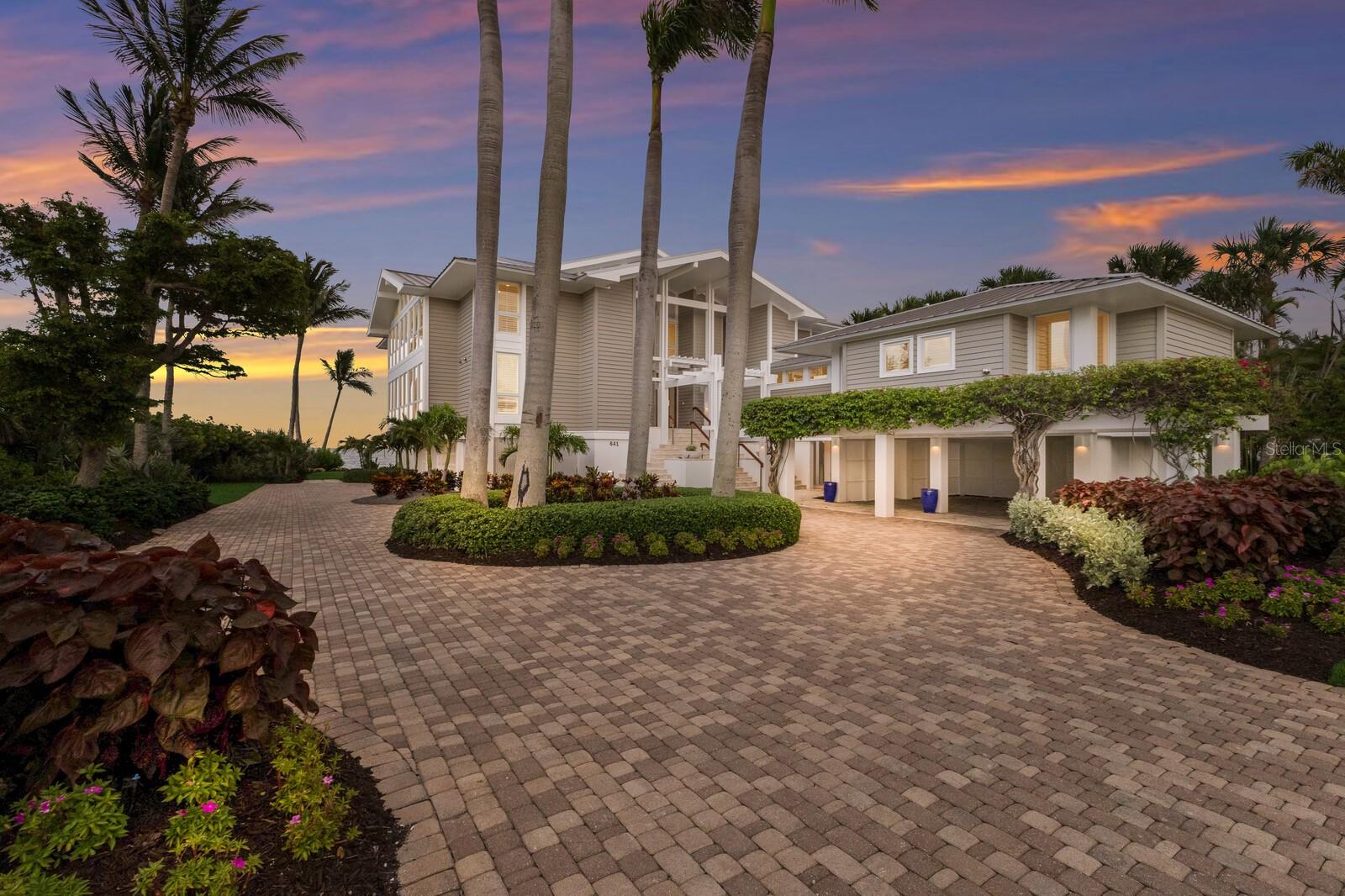 Single Family Residence in BOCA GRANDE, FL - Daniel Dourado