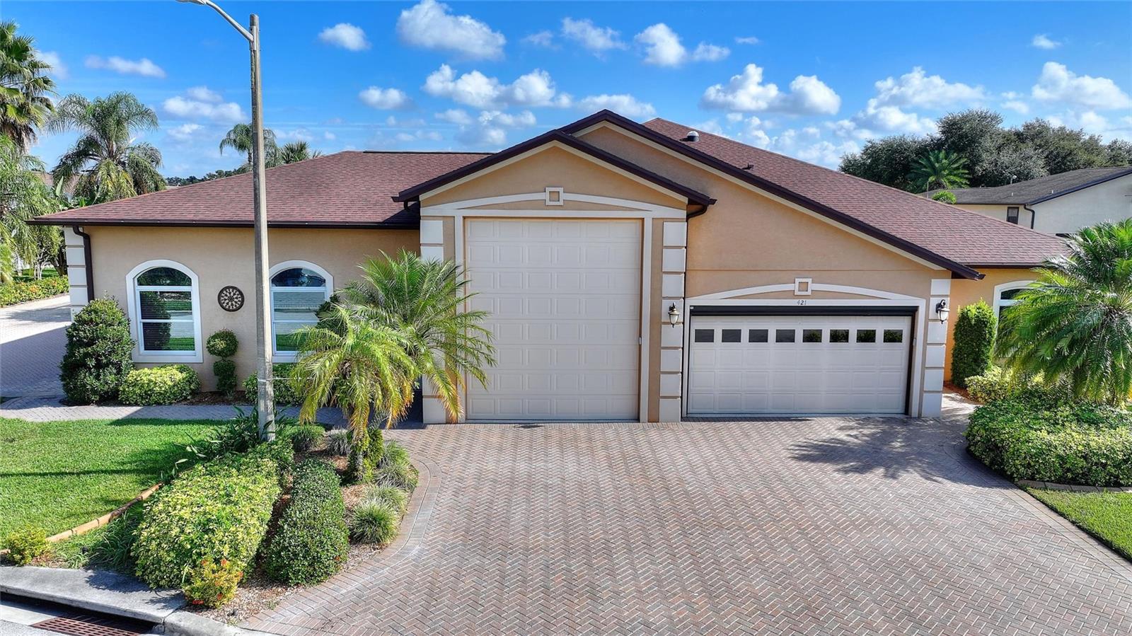 Single Family Residence in POLK CITY, FL - Daniel Dourado