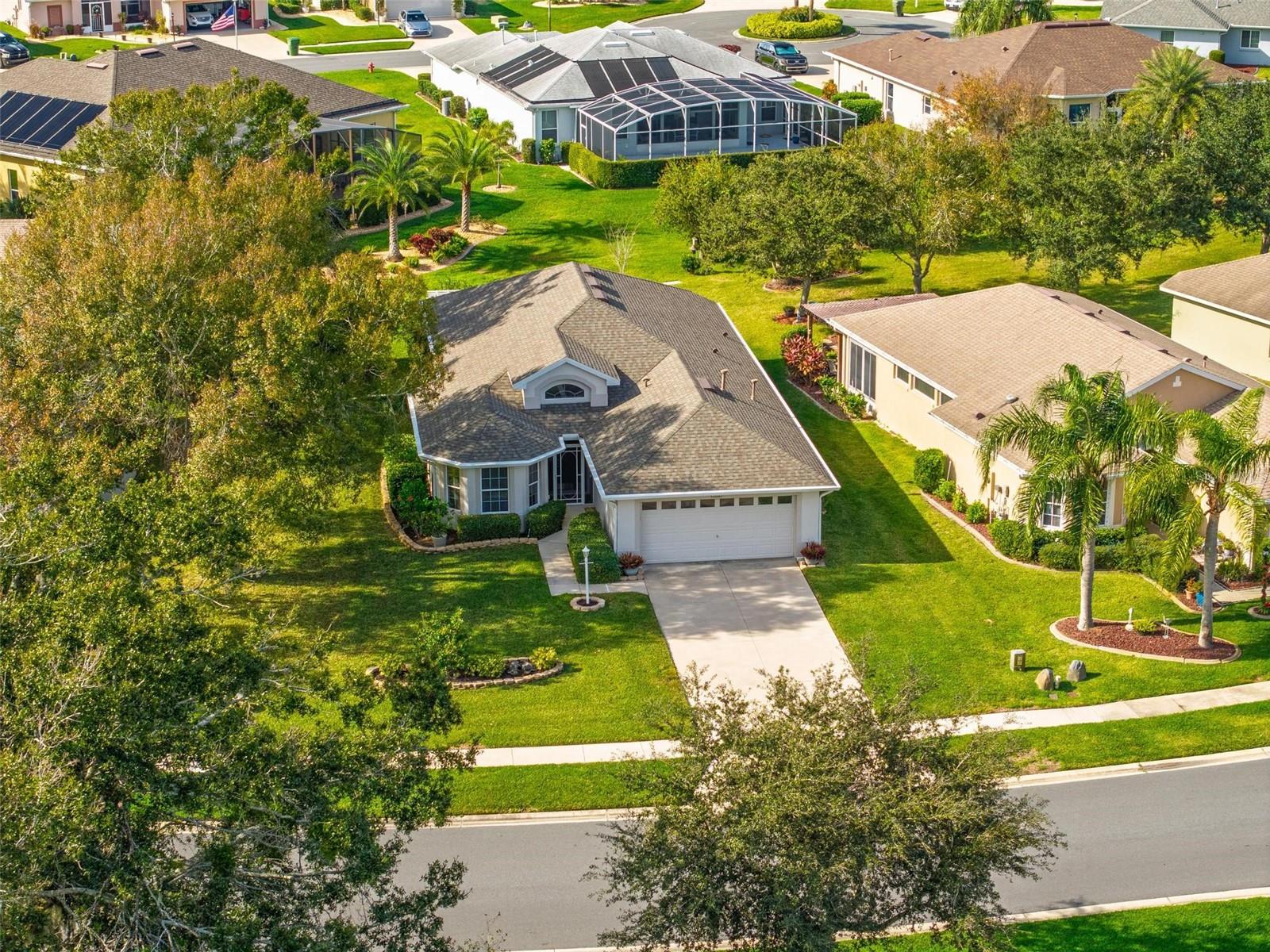 Single Family Residence in LEESBURG, FL - Daniel Dourado