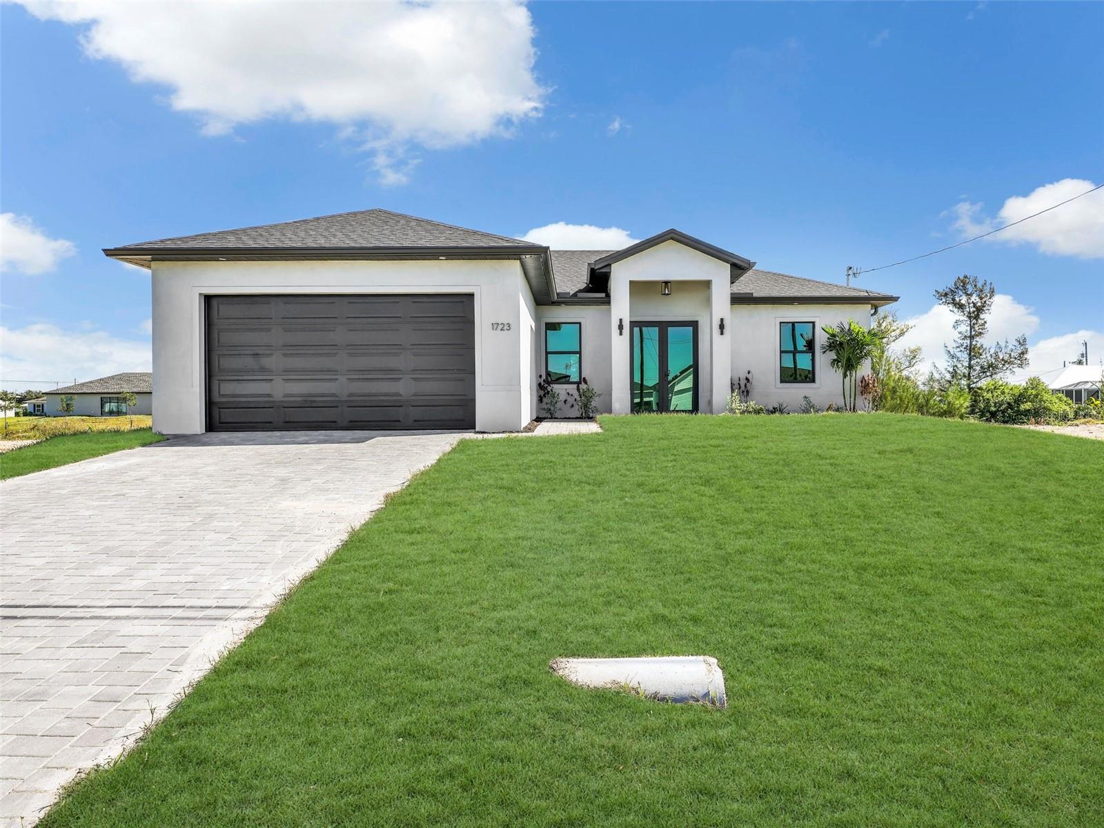 Single Family Residence in CAPE CORAL, FL - Daniel Dourado