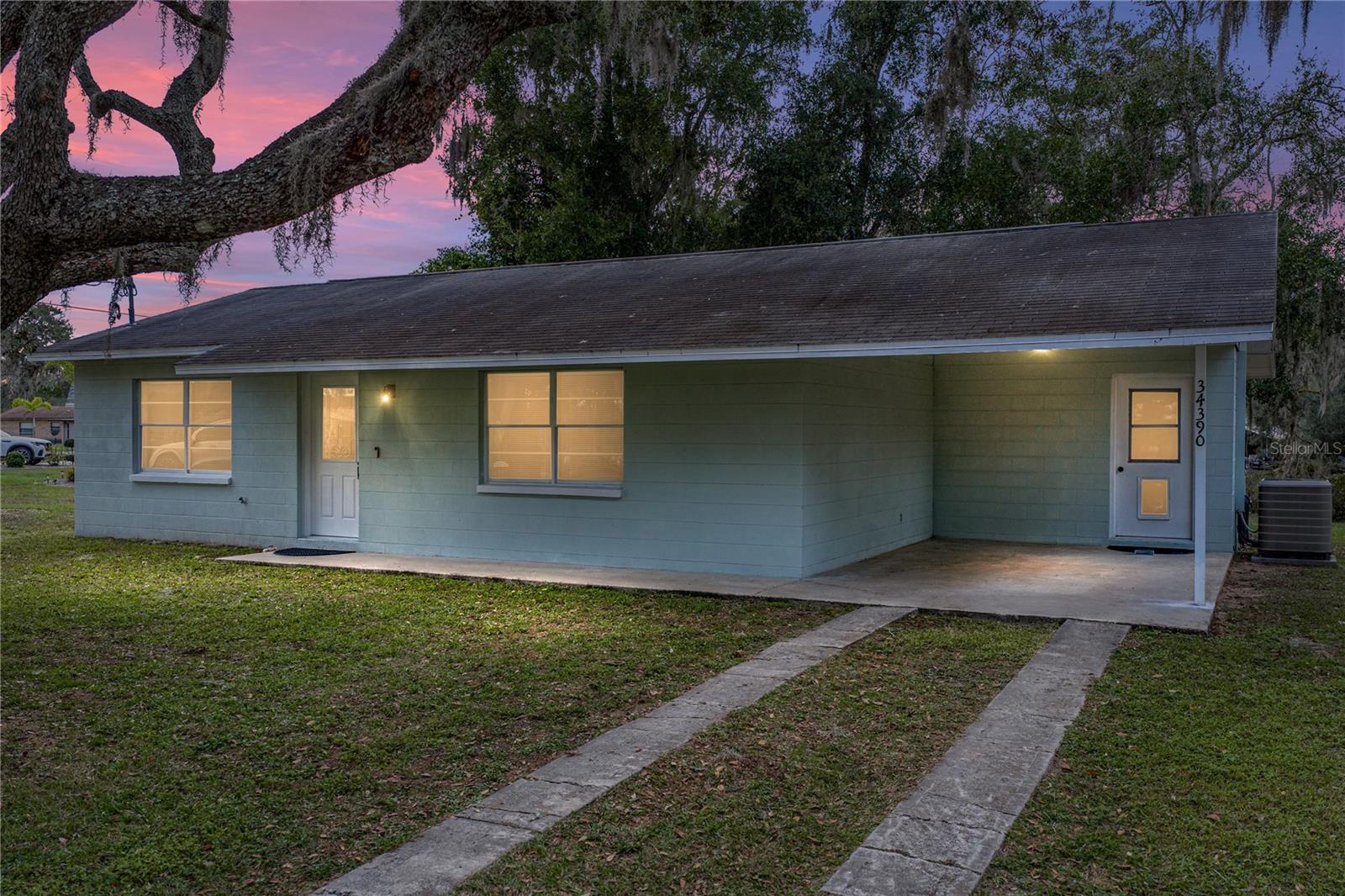 Single Family Residence em DADE CITY, FL - Daniel Dourado