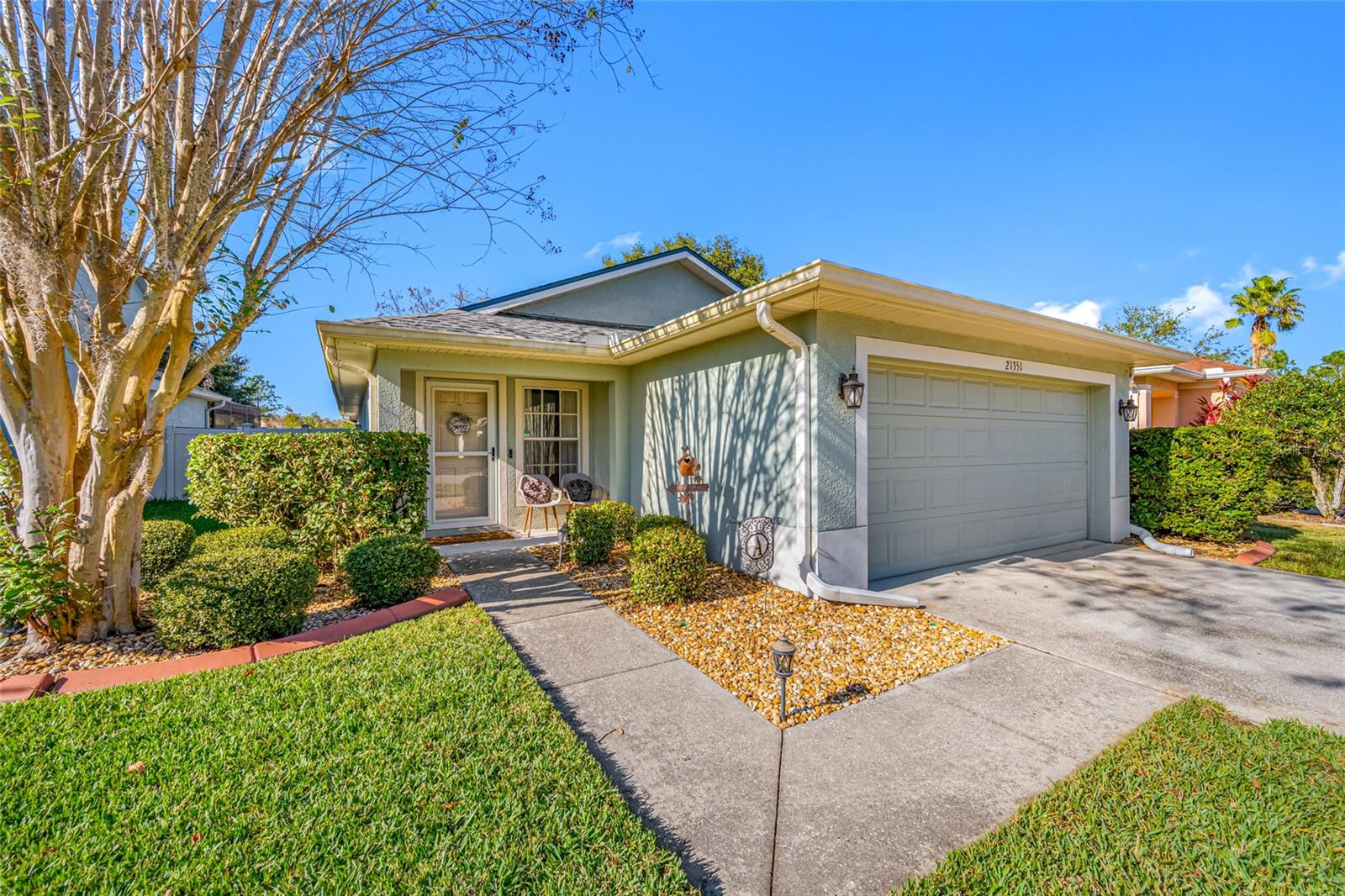 Single Family Residence in LAND O LAKES, FL - Daniel Dourado