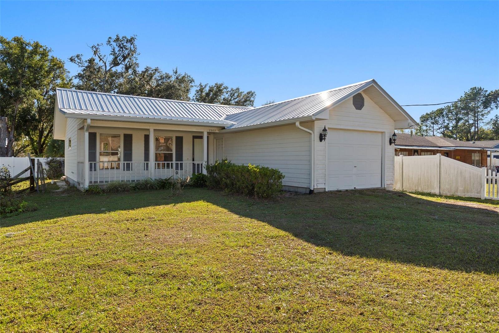 Single Family Residence em PLANT CITY, FL - Daniel Dourado