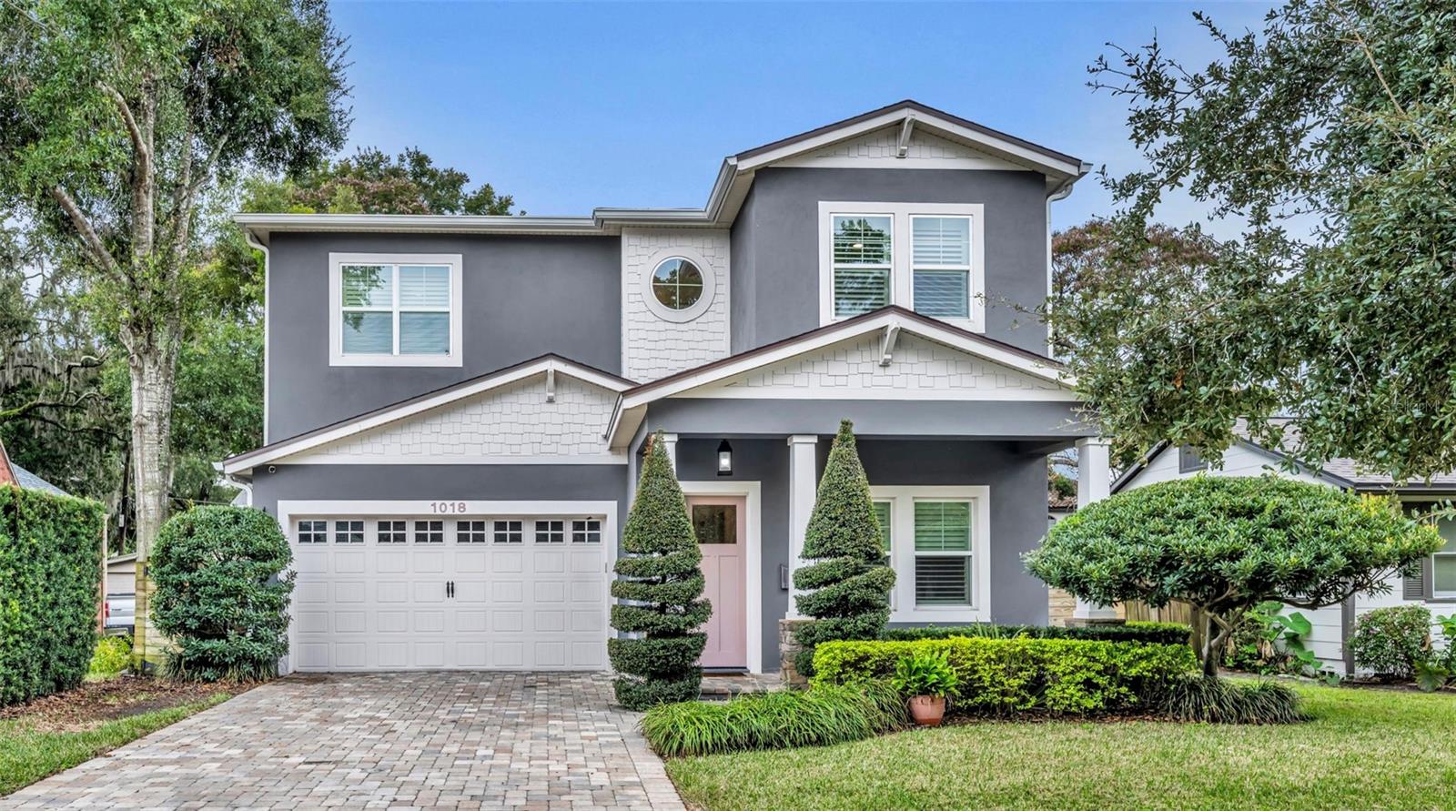 Single Family Residence in ORLANDO, FL - Daniel Dourado