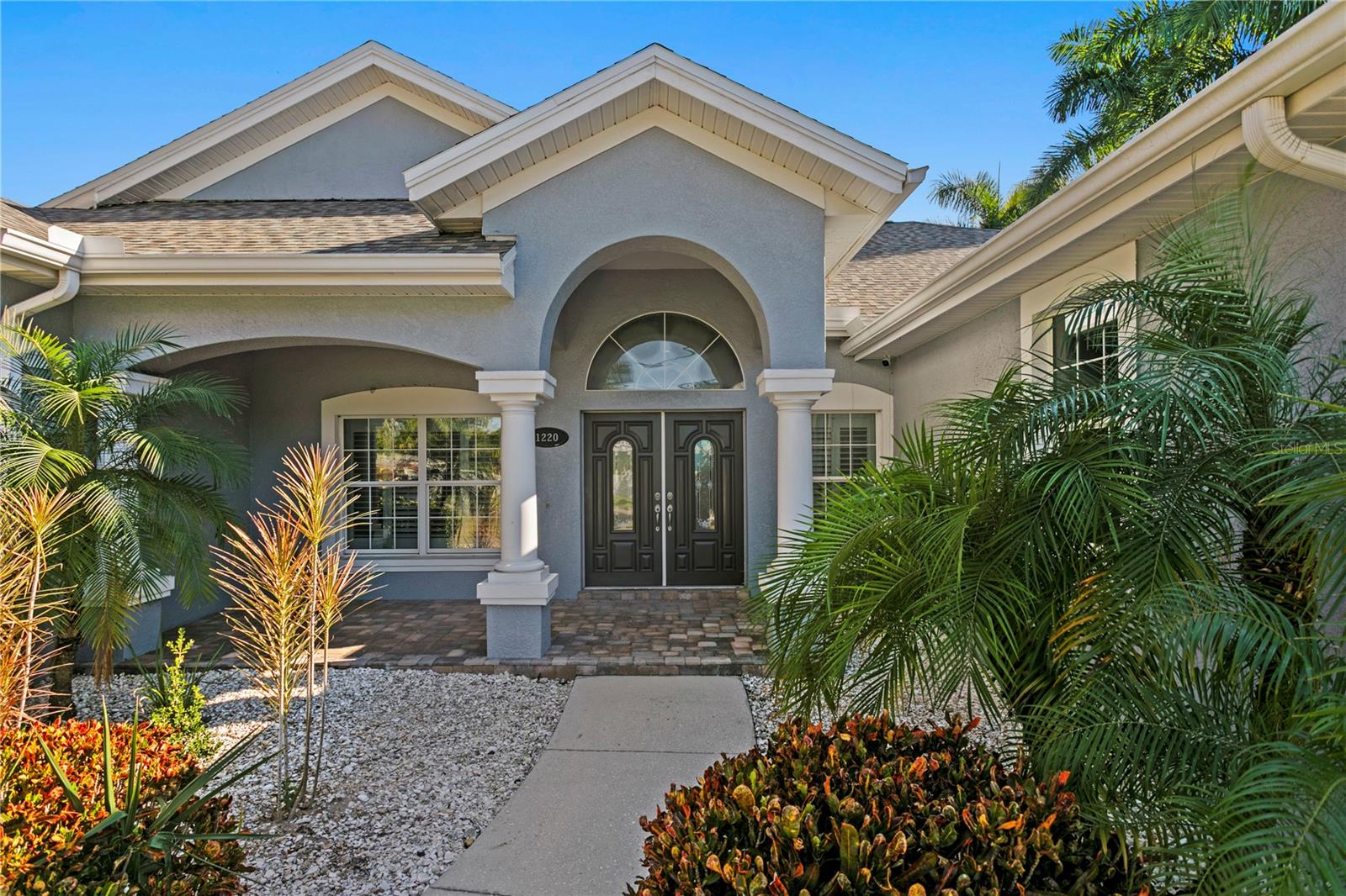 Single Family Residence em GULFPORT, FL - Daniel Dourado