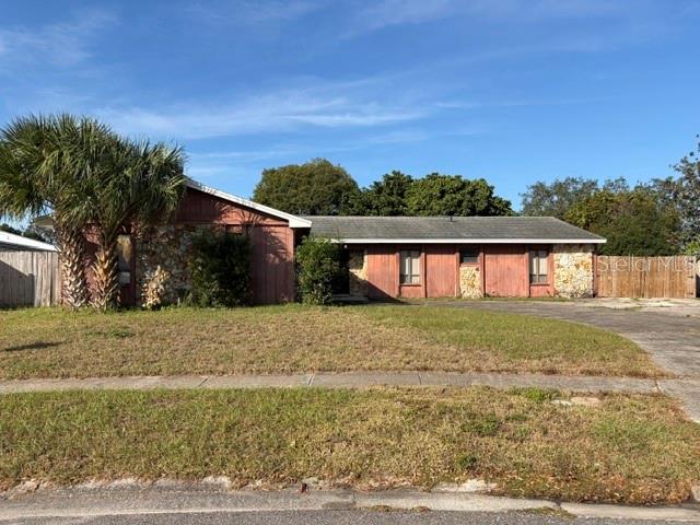 Single Family Residence in ORLANDO, FL - Daniel Dourado