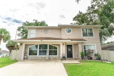 Single Family Residence em WINTER HAVEN, FL - Daniel Dourado