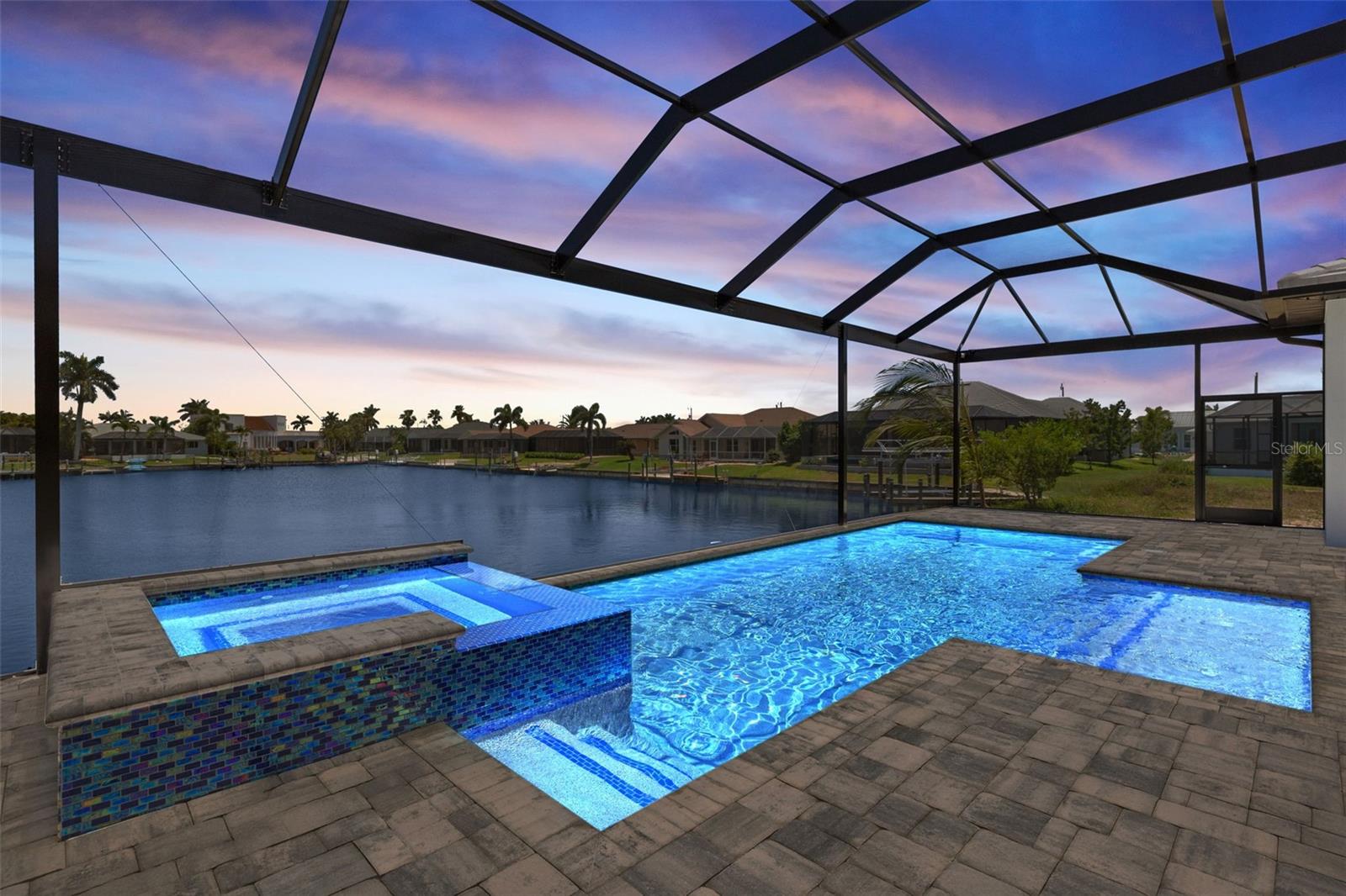 Single Family Residence in CAPE CORAL, FL - Daniel Dourado