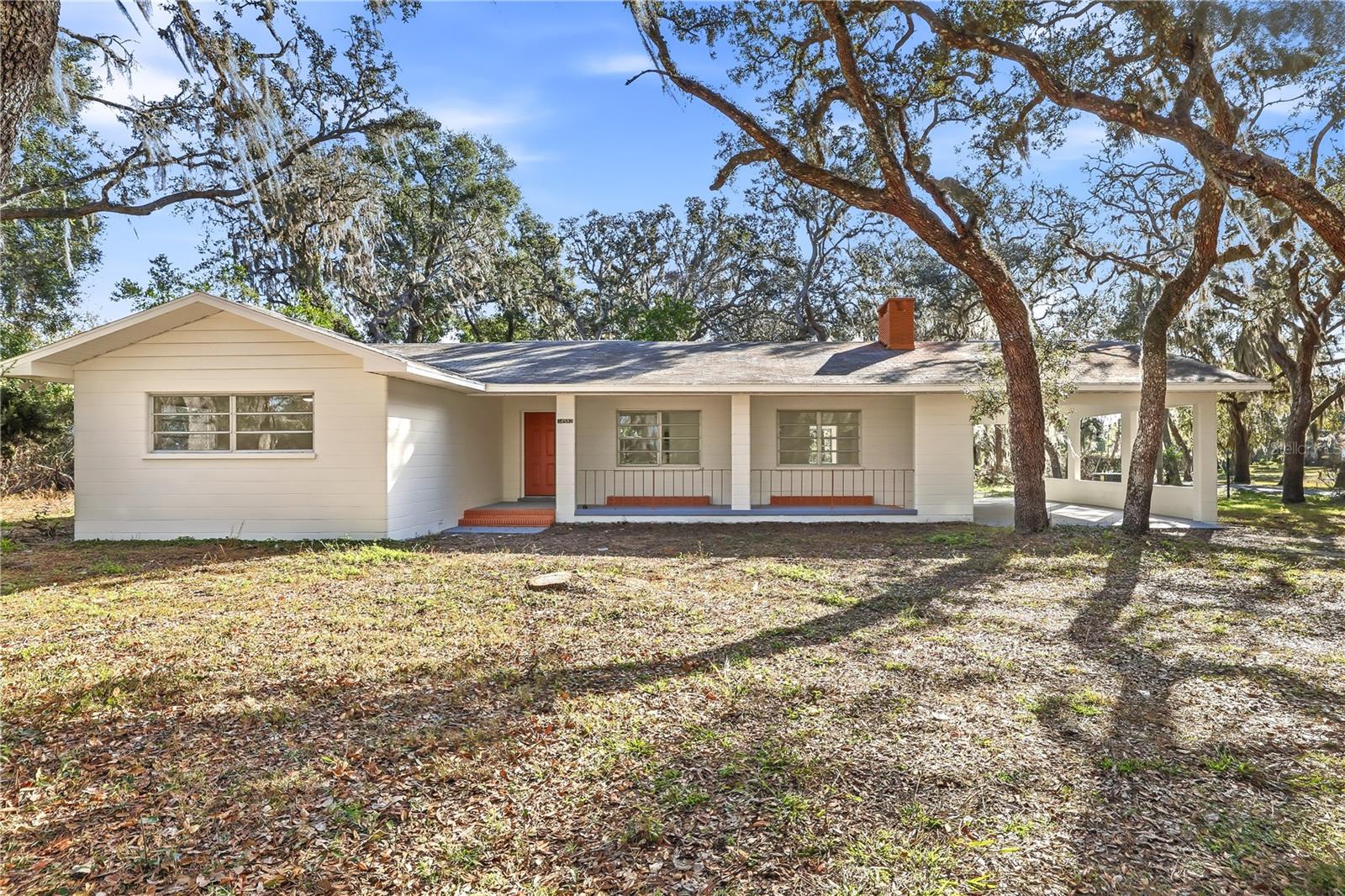 Single Family Residence em DADE CITY, FL - Daniel Dourado