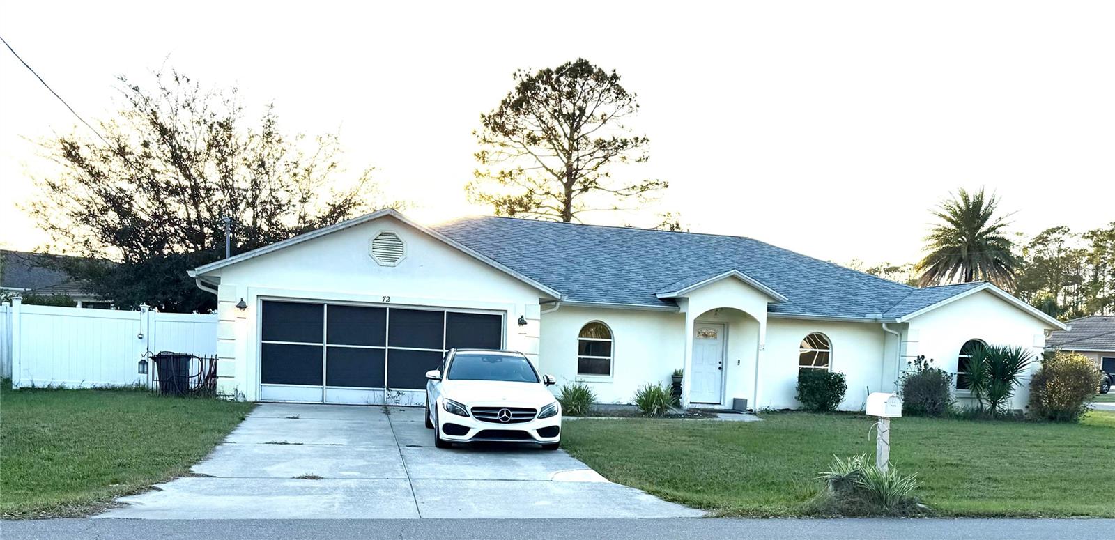 Single Family Residence in PALM COAST, FL - Daniel Dourado