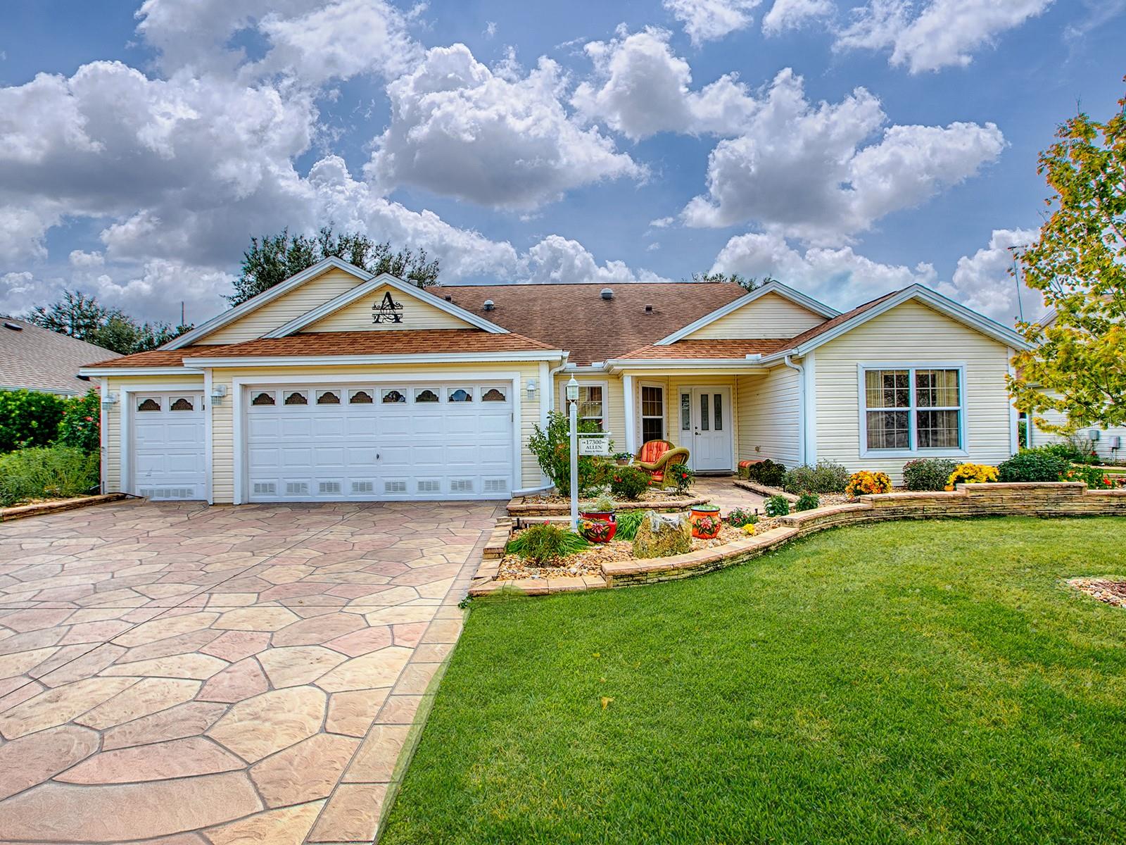 Single Family Residence em THE VILLAGES, FL - Daniel Dourado