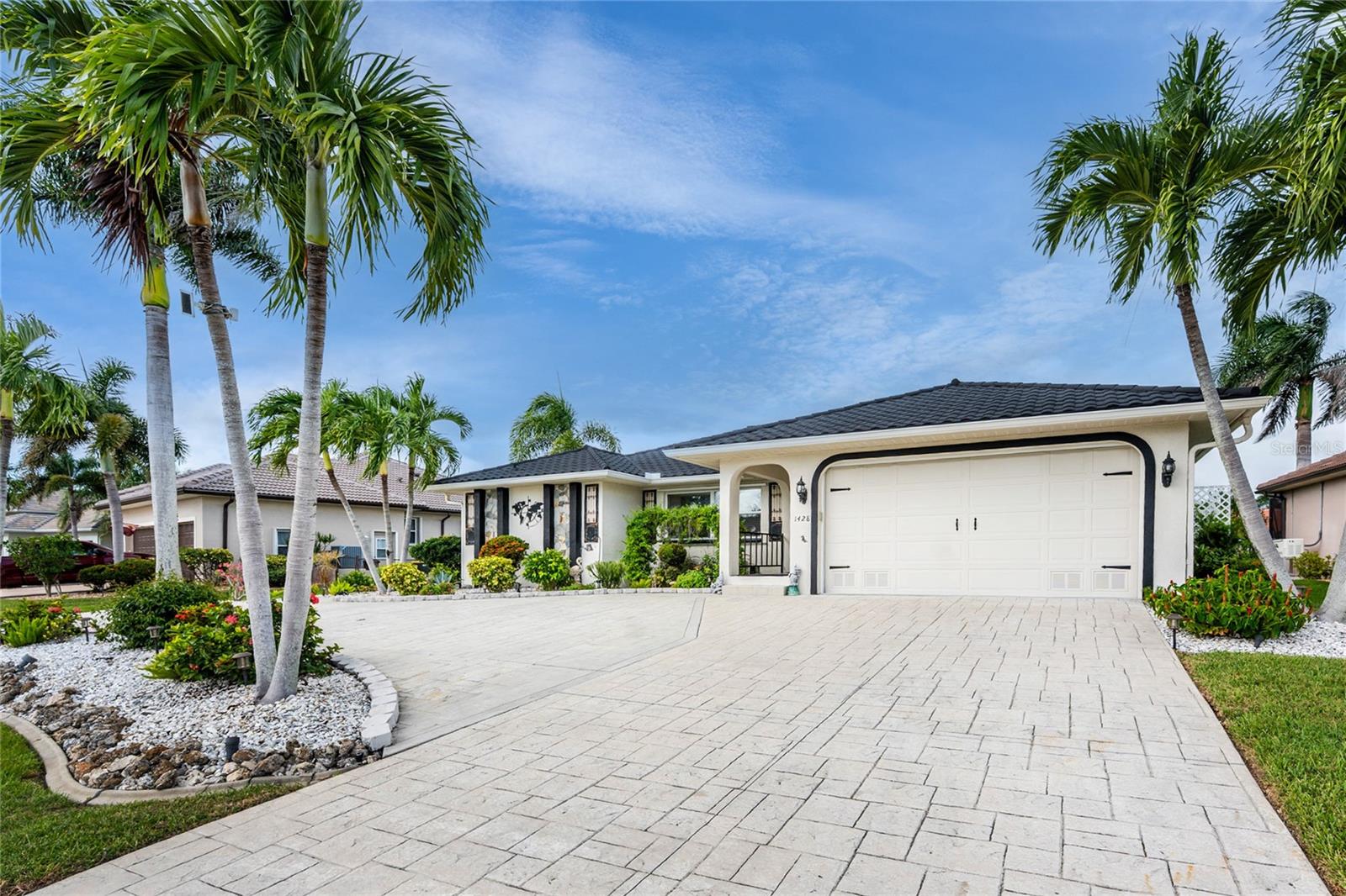Single Family Residence em PUNTA GORDA, FL - Daniel Dourado